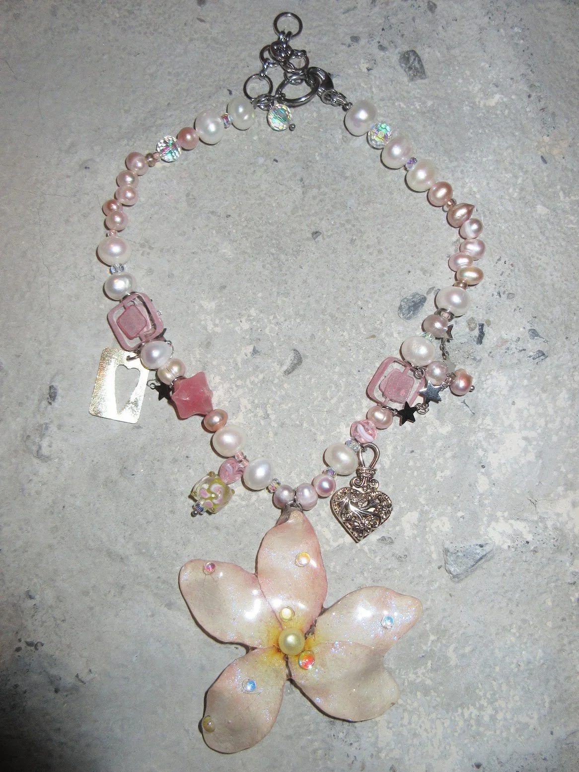 dolly dear boutique Lucero necklace