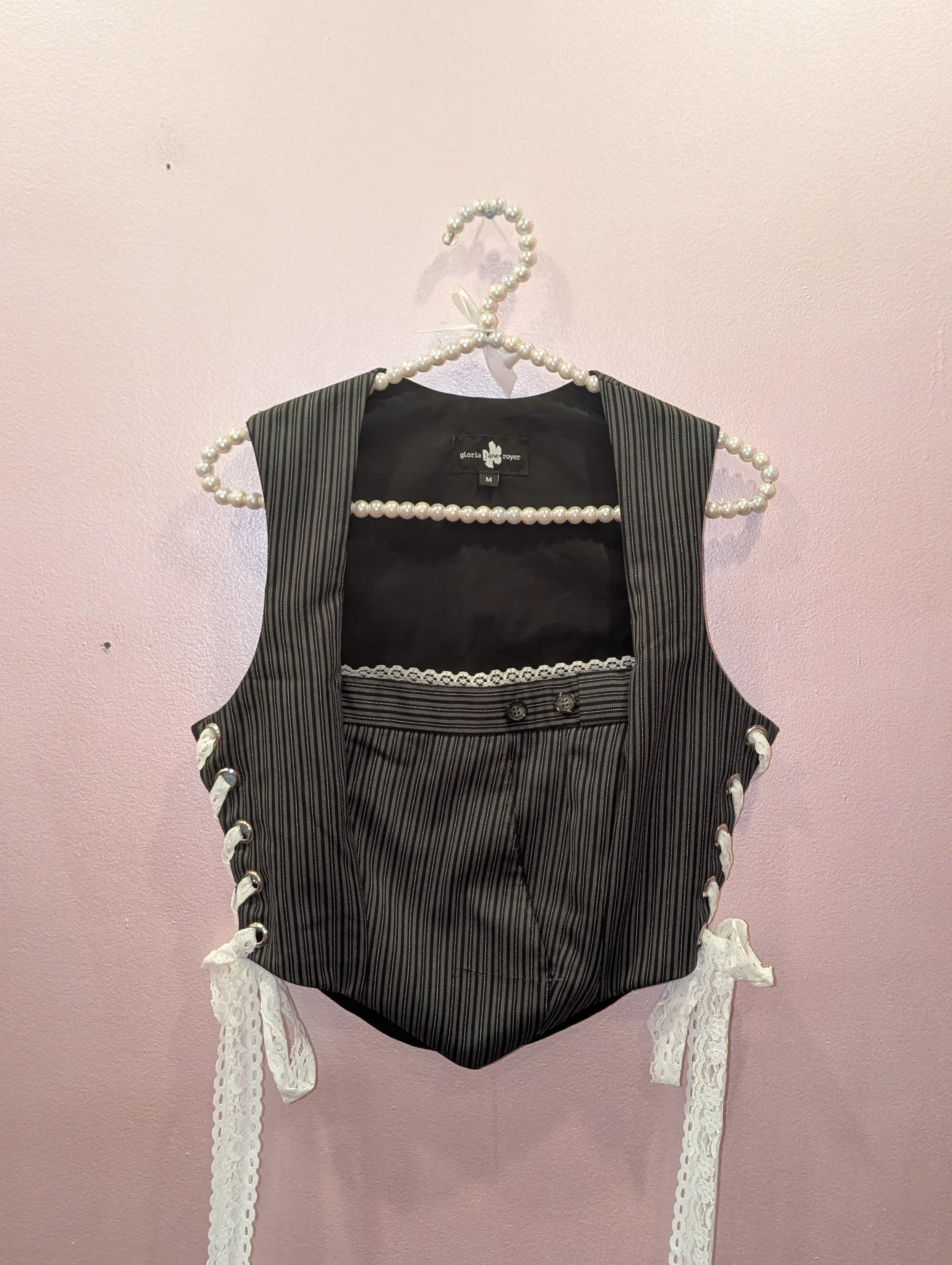 678c3c16-17cf-467c-abe4-d27bead958b9-copied-media~2.jpg