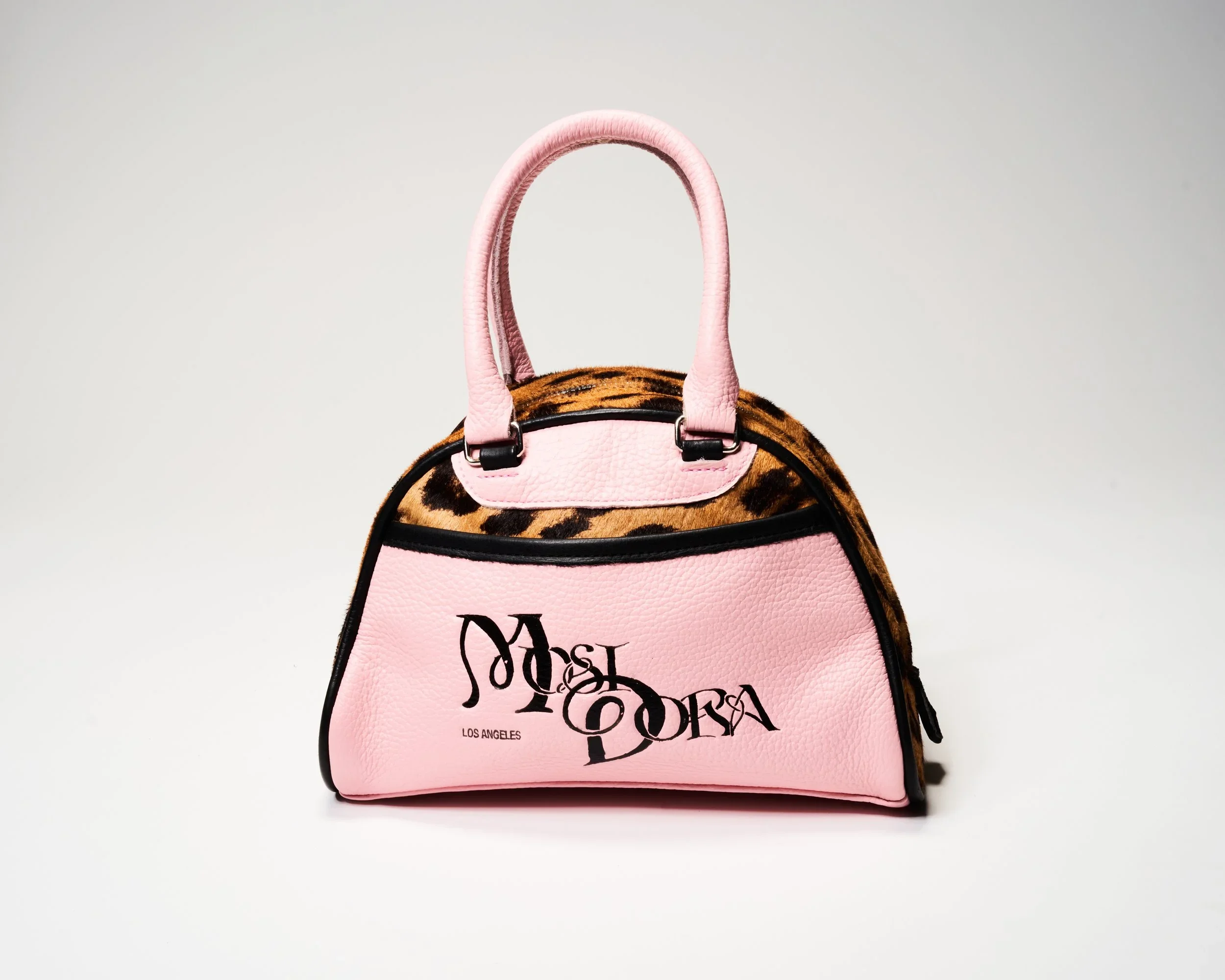 cow bowling bag pink.webp