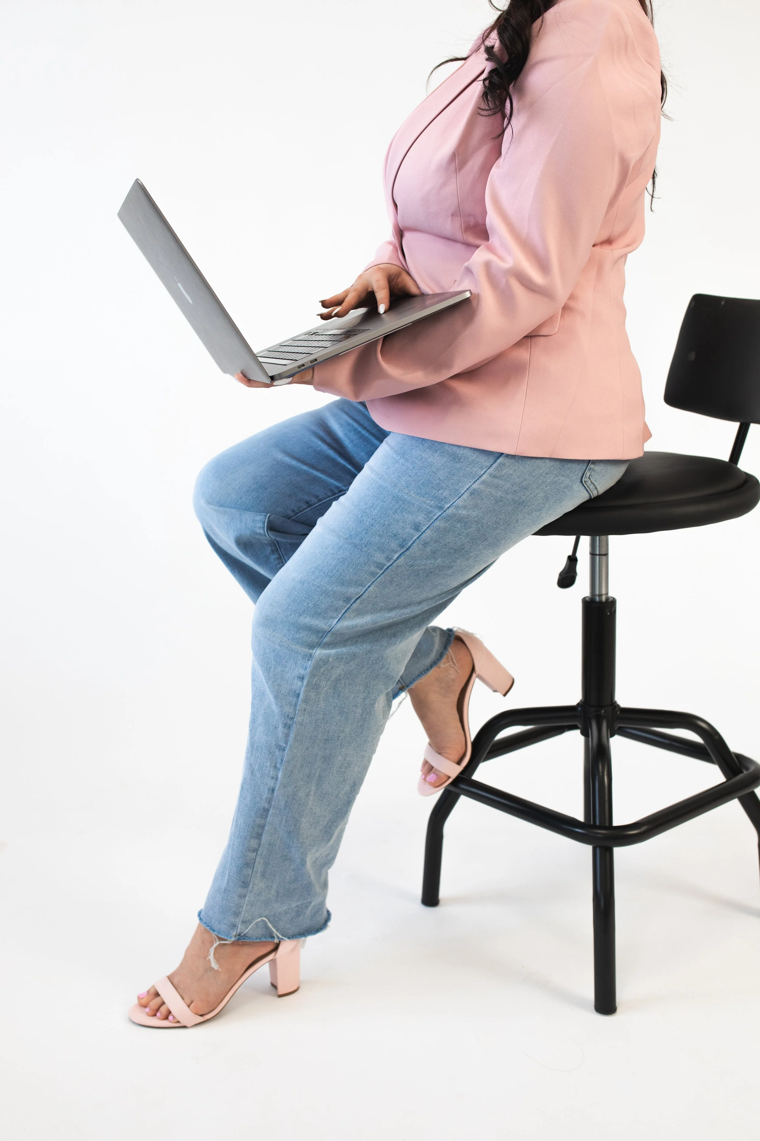 Knoxville creative agency for her