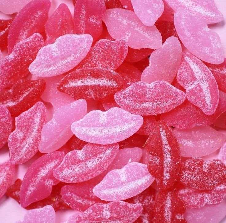 Sugarfina🍬 _ Sugar Lips Gummies 💋👄.jpg