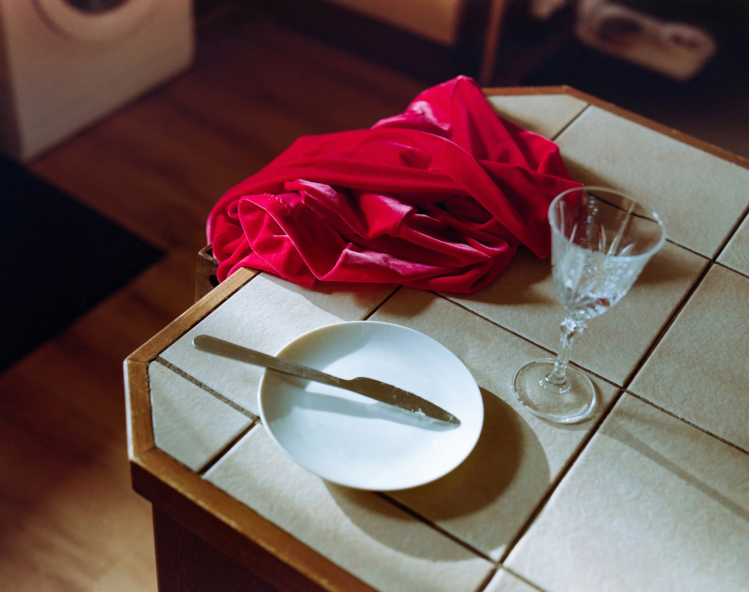 24.01 - Kitchen table.jpg