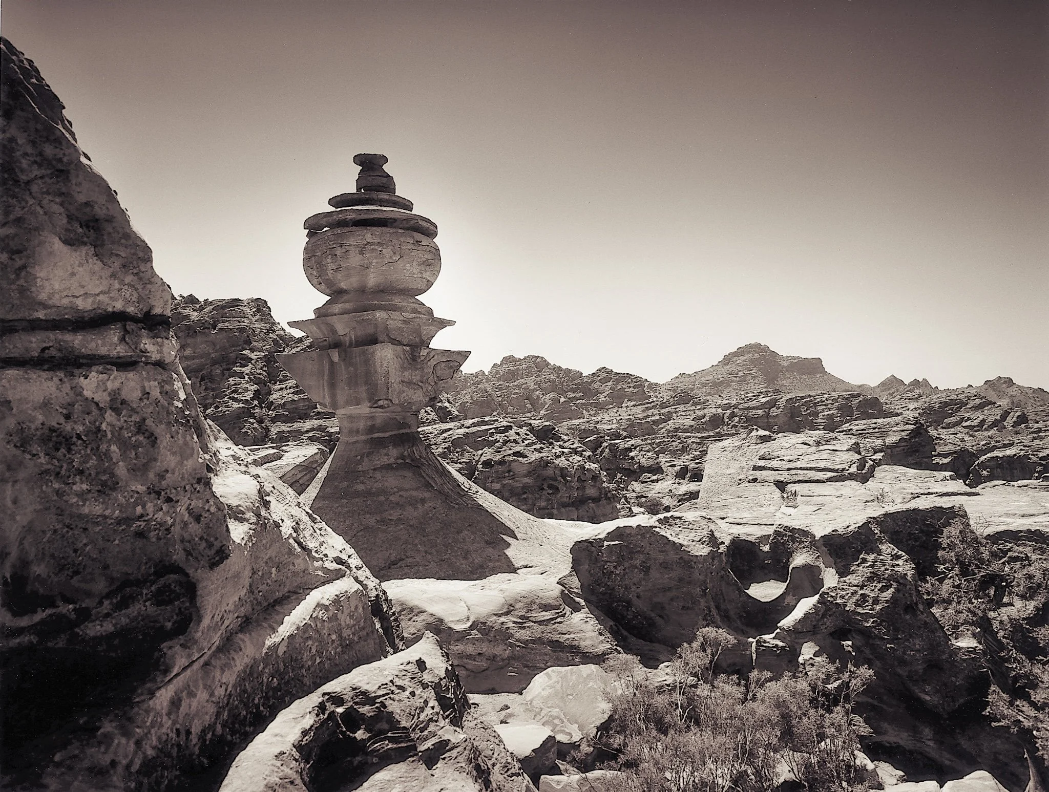 Rotsen met object.jpeg