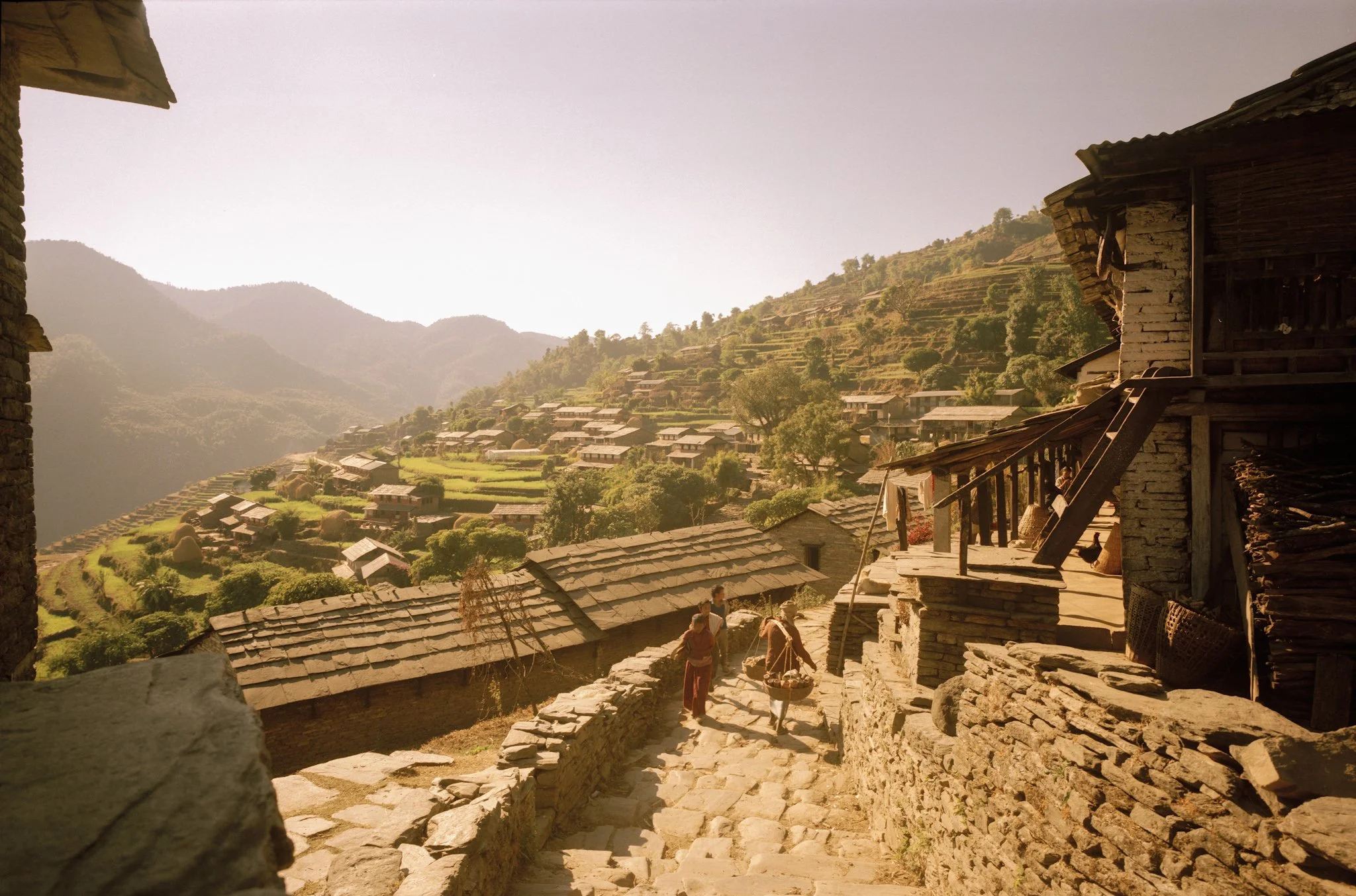 lumla village, path.jpeg