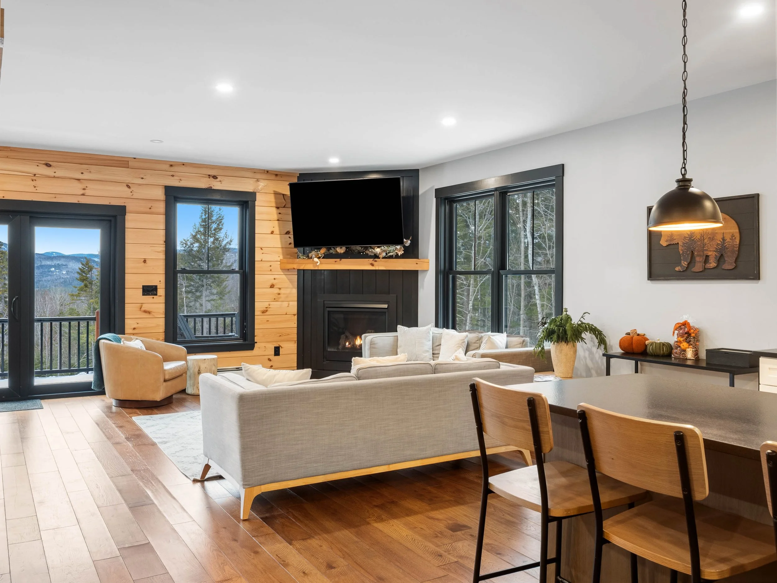 Skyline Lodge-11.jpg