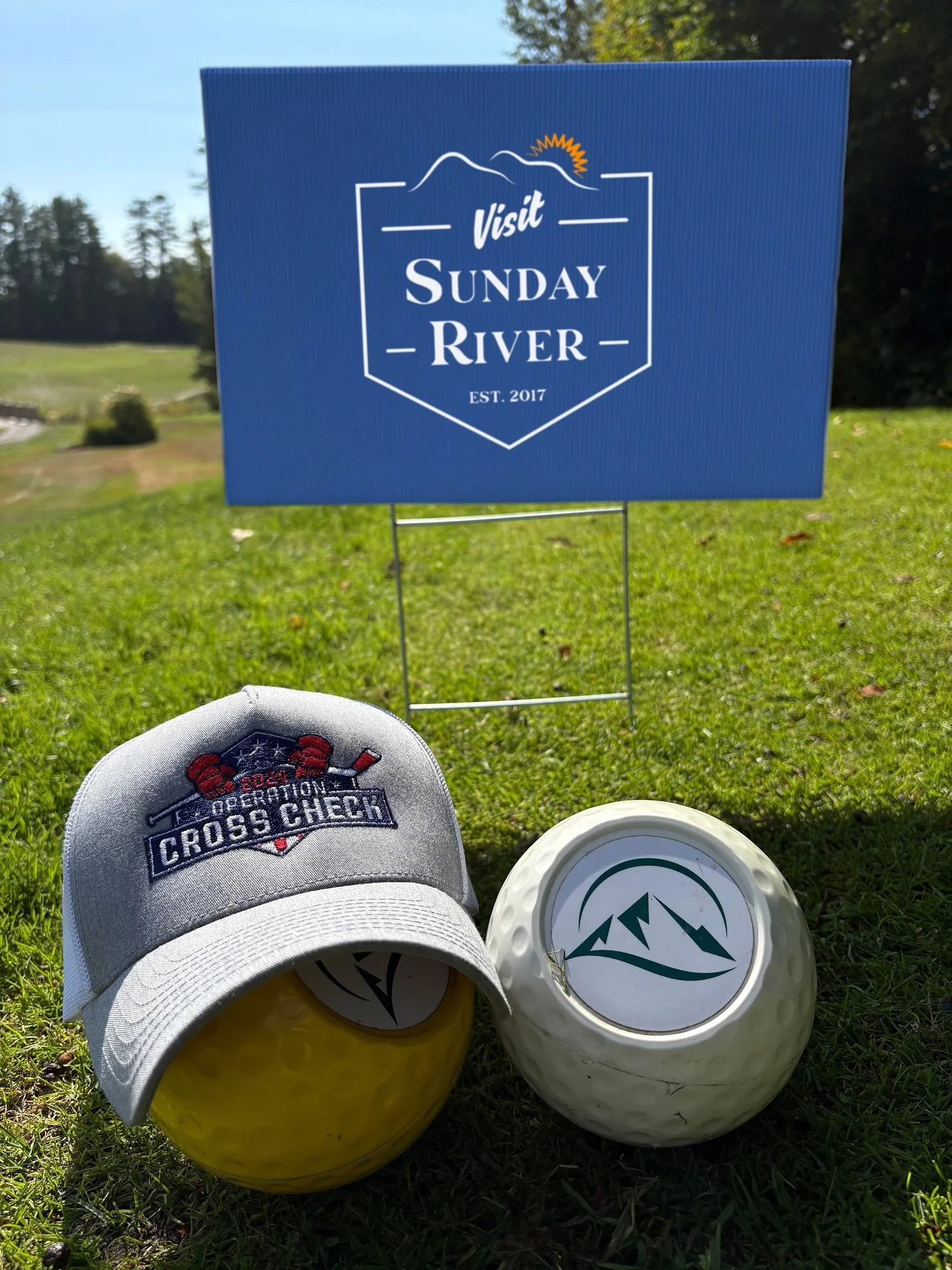 🇺🇸 Yesterday on 9/11, Visit Sunday River was honored to sponsor the inaugural Operation Cross Check Golf Tournament, supporting our veterans and their families. We&rsquo;re proud to stand behind those who have served our country. ⛳️❤️🤍💙 

#NeverF