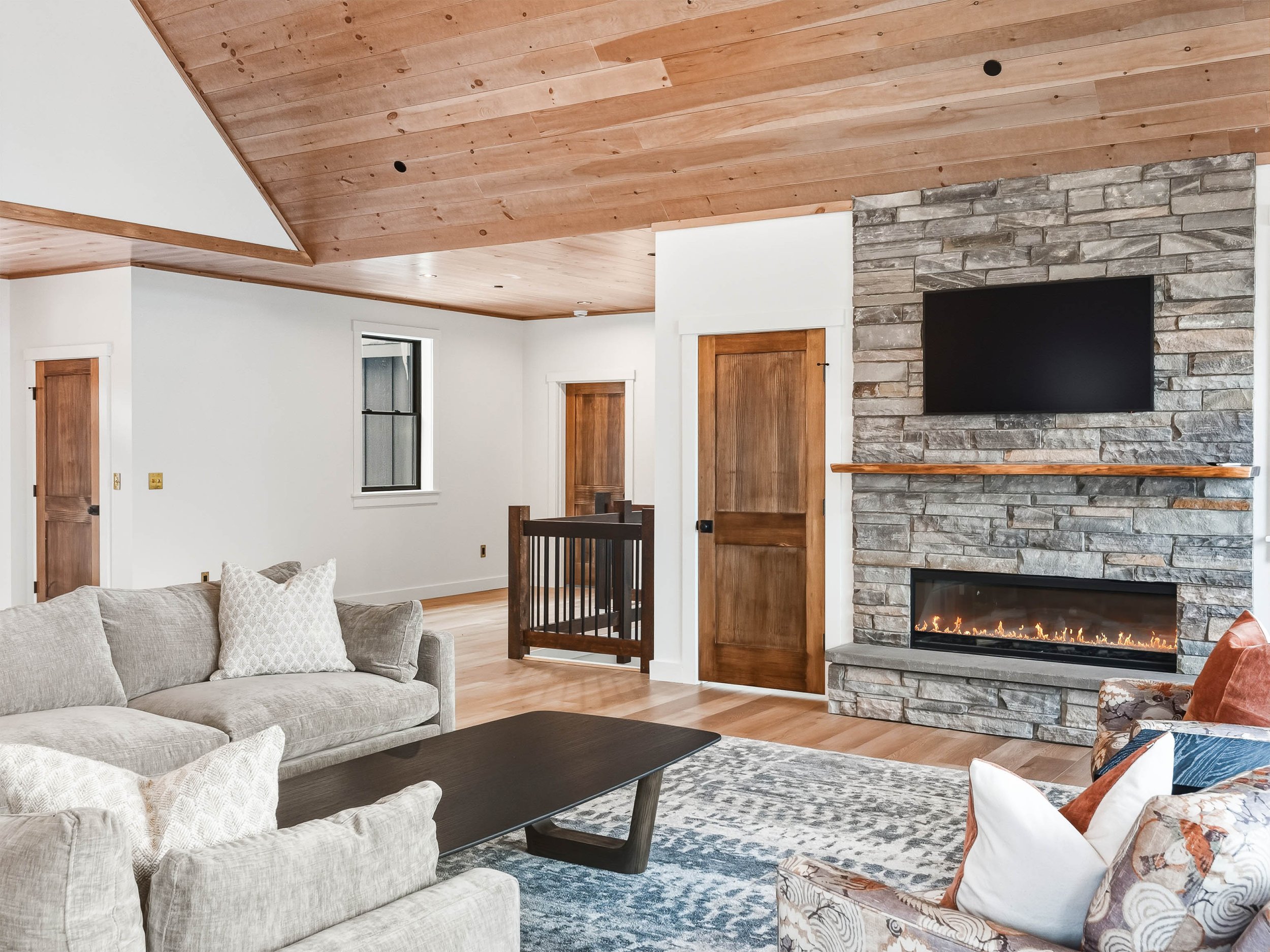 18 Garnett Way-18.jpg