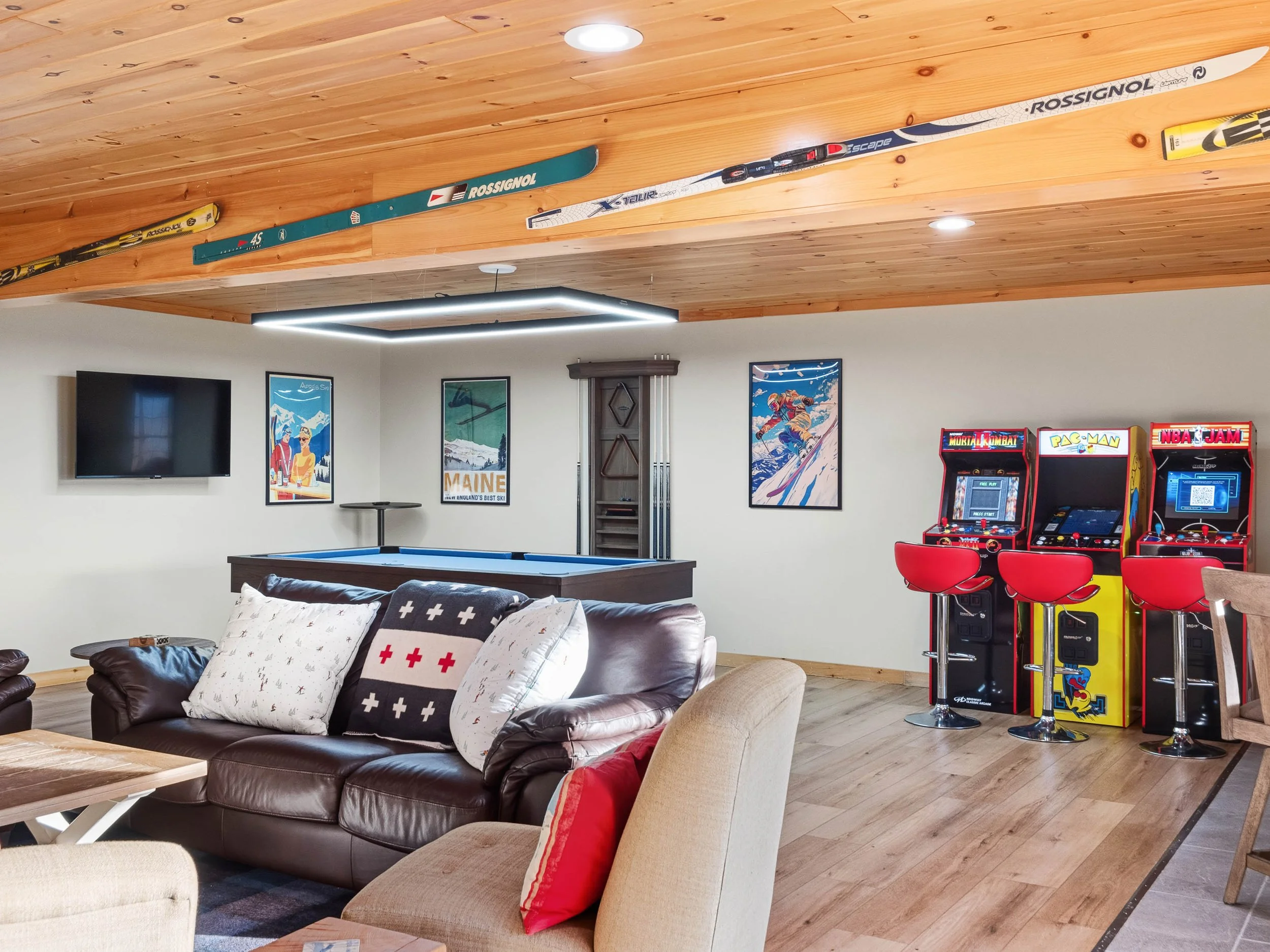 sunny view gameroom-2.jpg