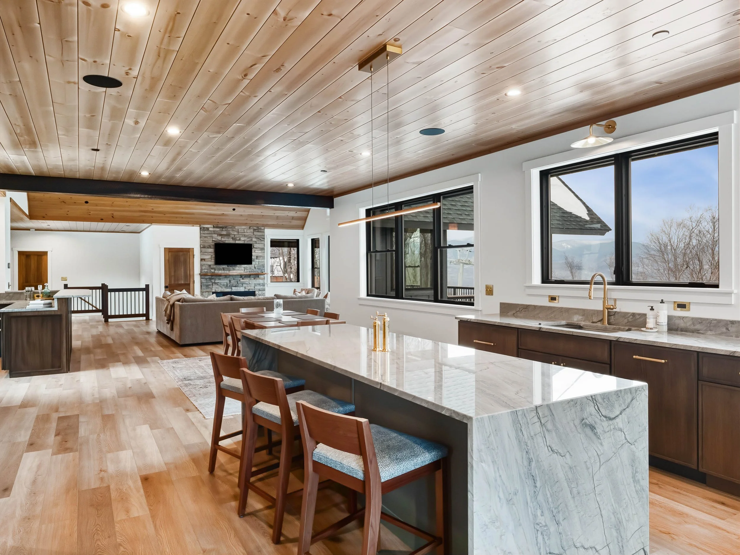 18 Garnett Way-5.jpg