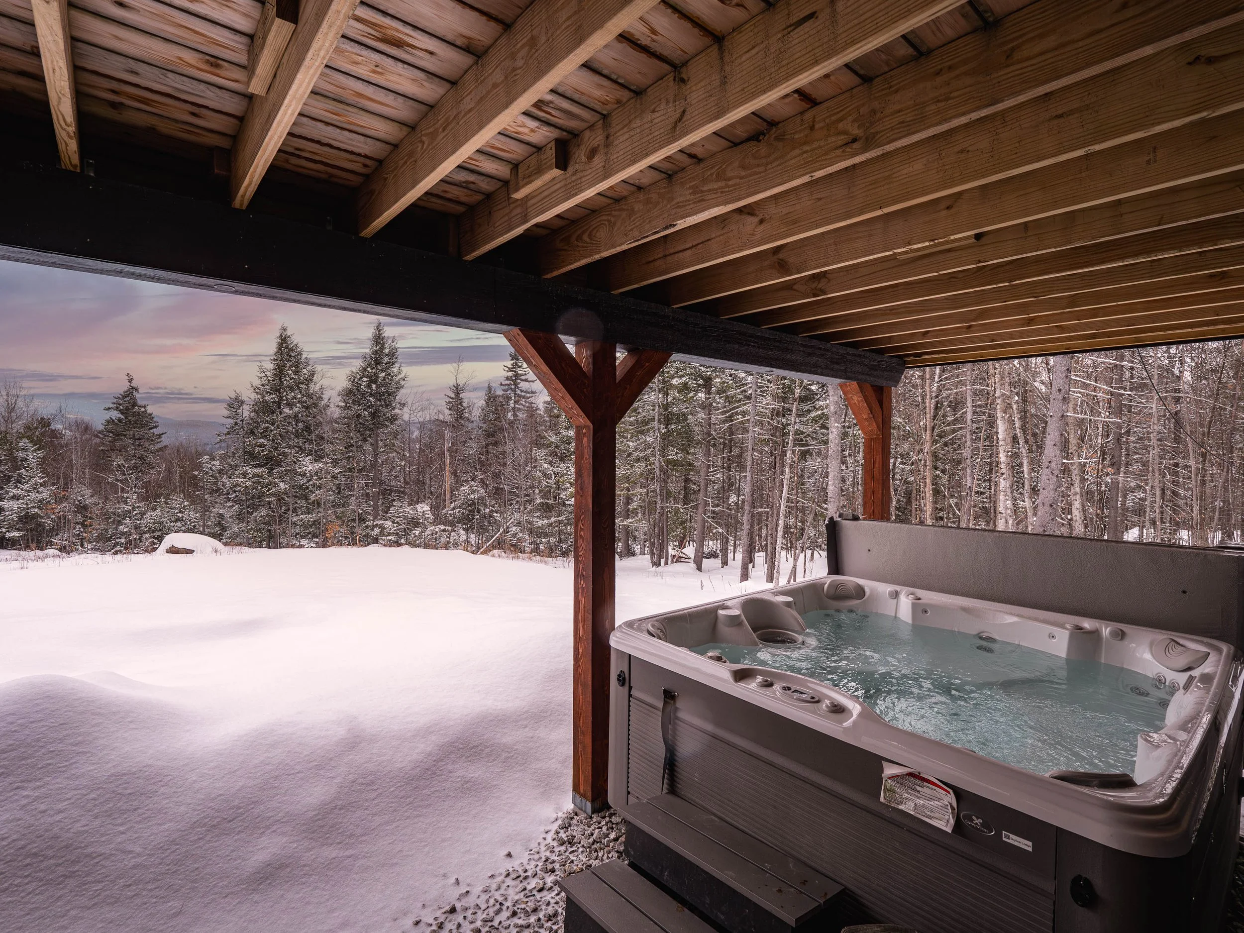 Hot tub available year-round!