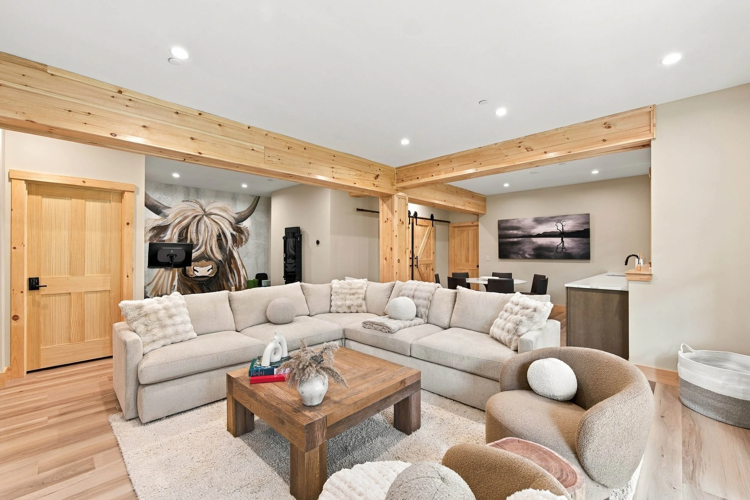 A spacious second living room gives everyone room to spread out, relax, and enjoy movie nights together.