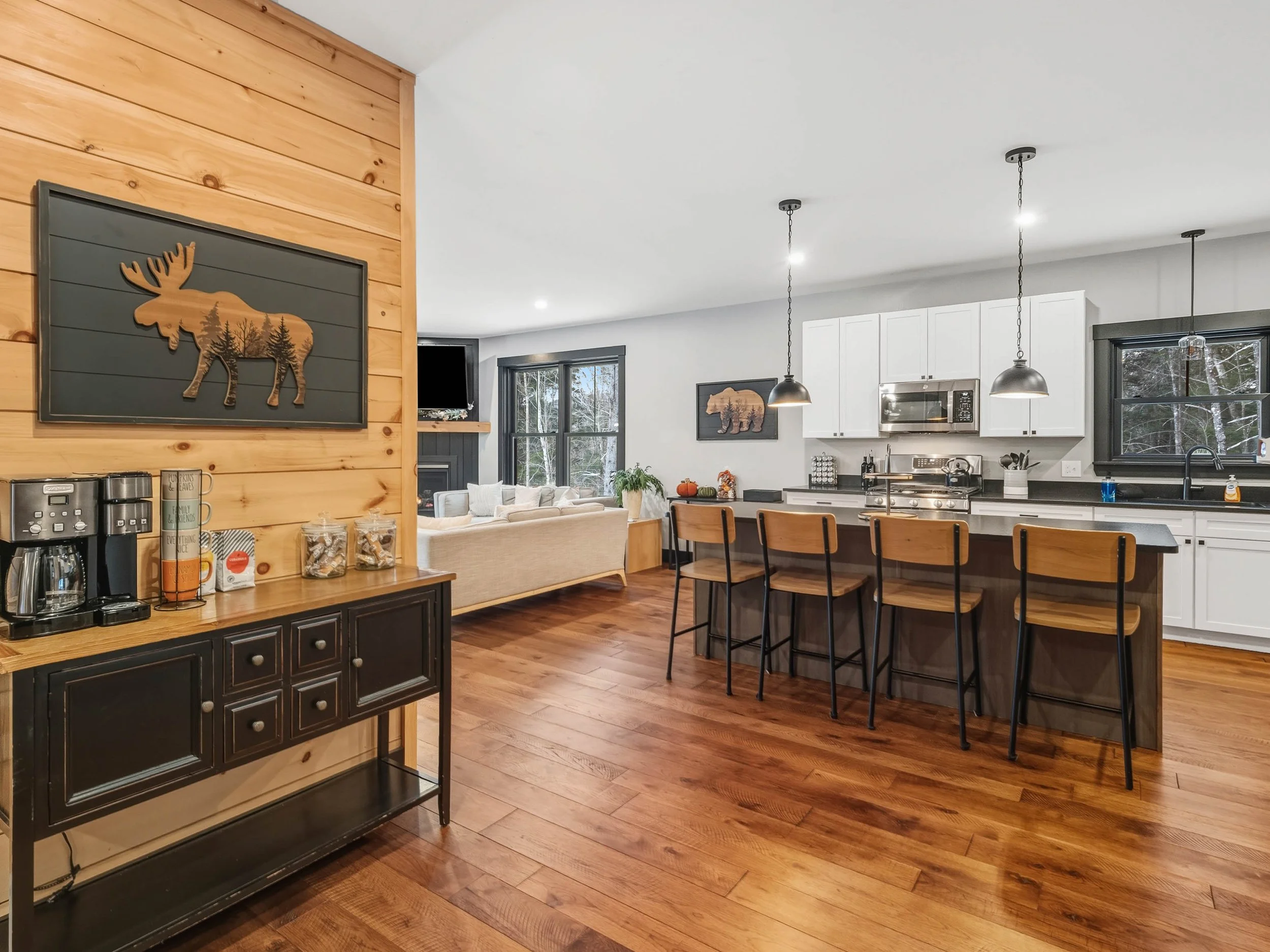 skyline-lodge-19-kitchen-visit-sunday-river.jpg