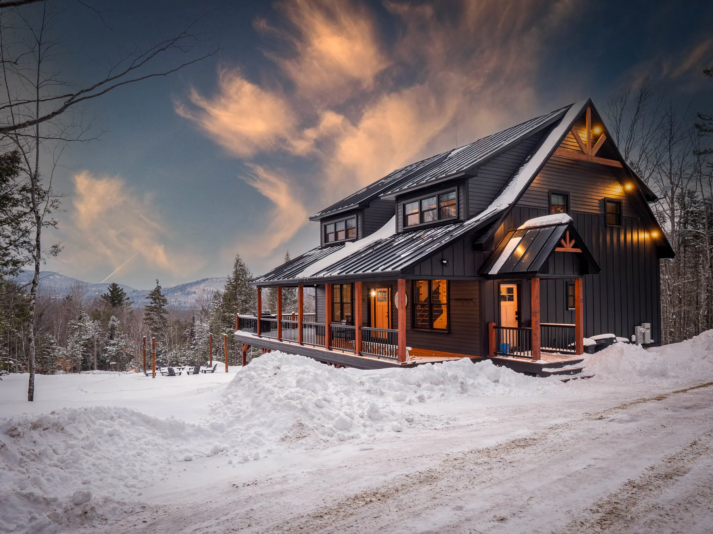 skyline-lodge-44-winter-exterior-visit-twilight-sunday-river.jpg