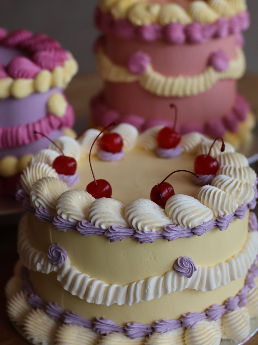 THESE CAKES NEED A GOOD HOME!! Closest birthday to June 10th (with photo ID on arrival) wins!!! 

Shot for our new website, devoured by (hopefully) you 🧡

Need to be eaten today - includes nuts and dairy!