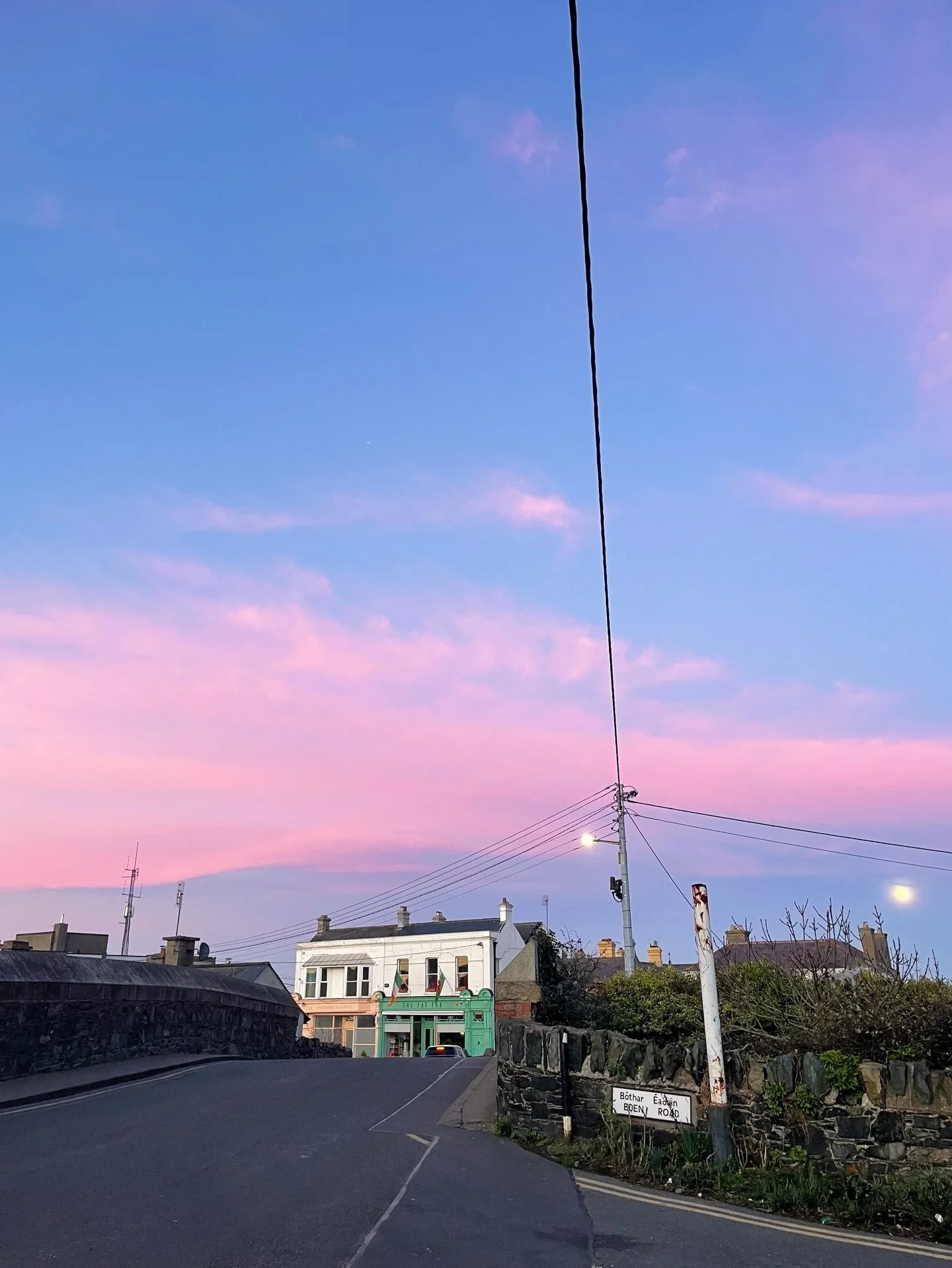 OUR CHRISTMAS OPENING HOURS🎄 

We&rsquo;re counting down to the coziest week of the year, and here&rsquo;s everything you need to know if you&rsquo;re popping in for coffee, treats or Christmas cake collections:

24th Dec (Christmas Eve): 7am &ndash