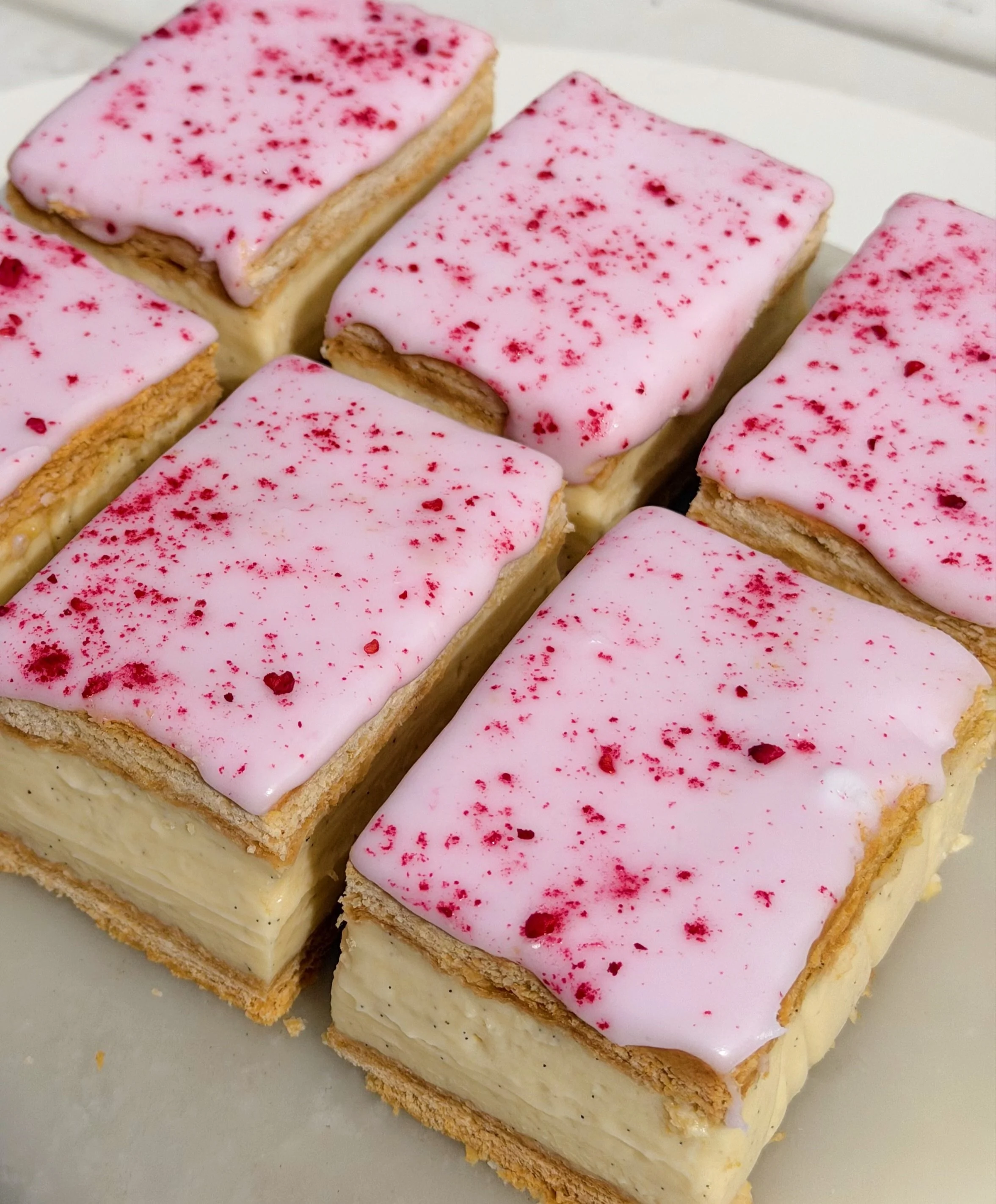 CUSTARD SLICES&hellip;when they&rsquo;re gone they&rsquo;re gone 💕