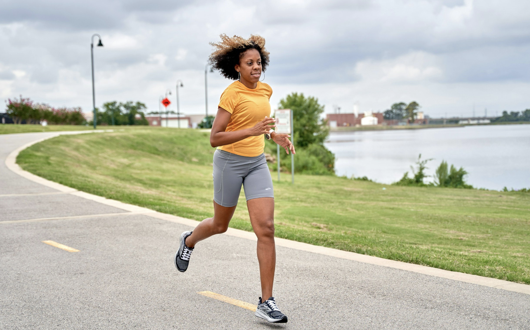 Yoga for Runners – Poses to Improve Speed, Flexibility, and Recovery