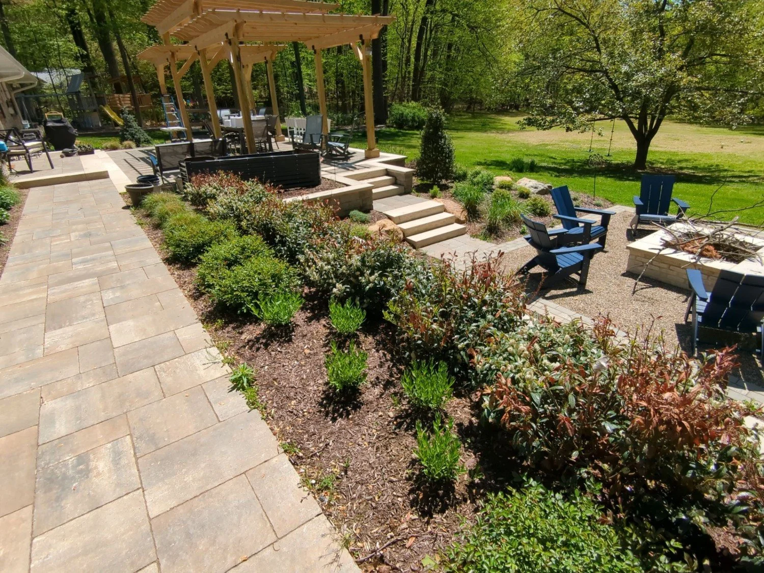 BTS_Landscaping_TomDonnaFiccio4.jpg