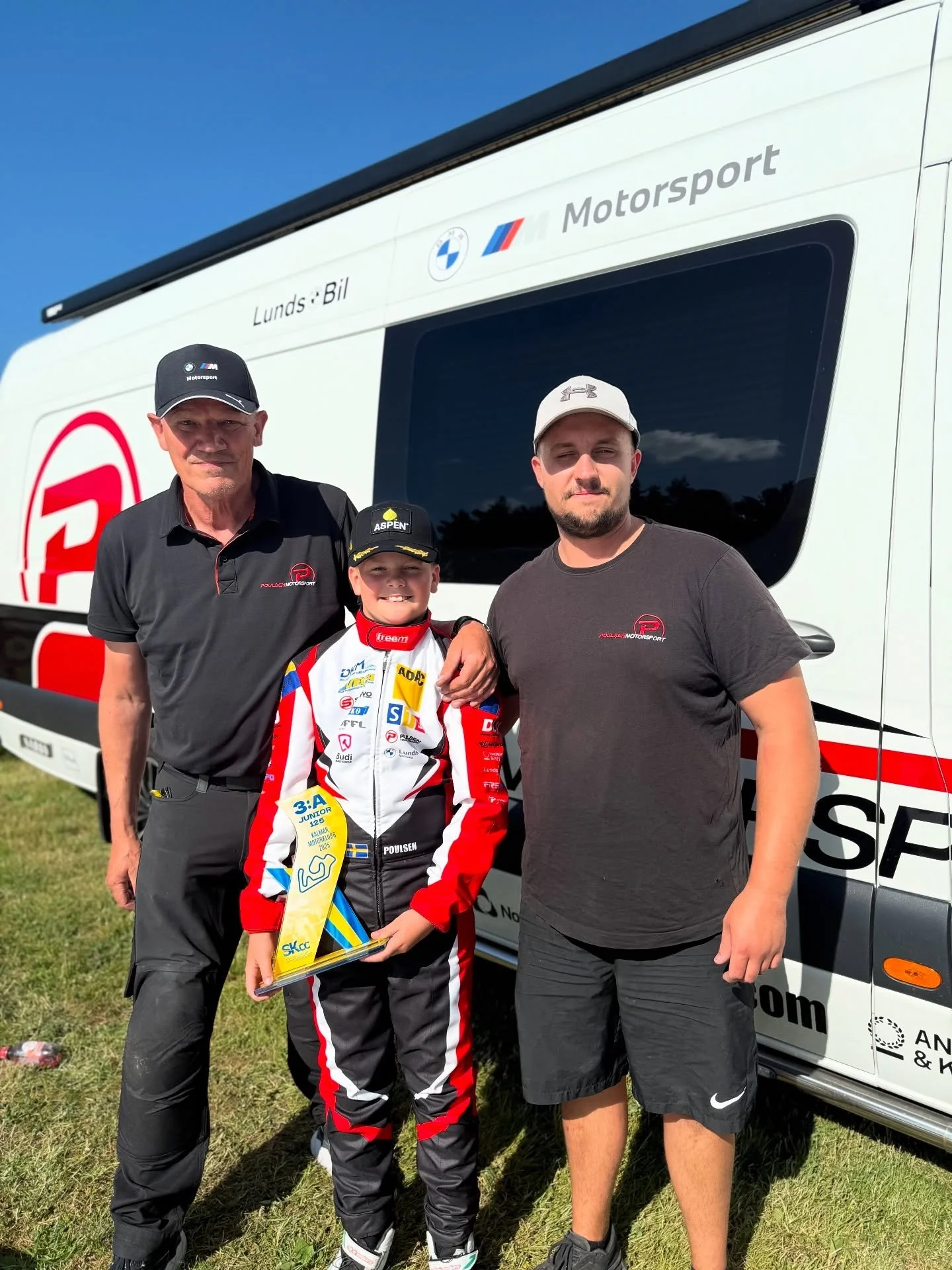 P3 i Junior 125 i Kalmar 🏎️👌🏻🤩 tack till hela teamet 

@bjarnehaun 
@dennisllarsson