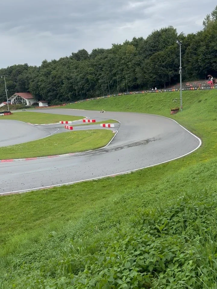 Tack Tyskland f&ouml;r 2 h&auml;ftiga veckor, delt&auml;vling 3 i @deutschekartmeisterschaft  med p9 i finalen 🏎️