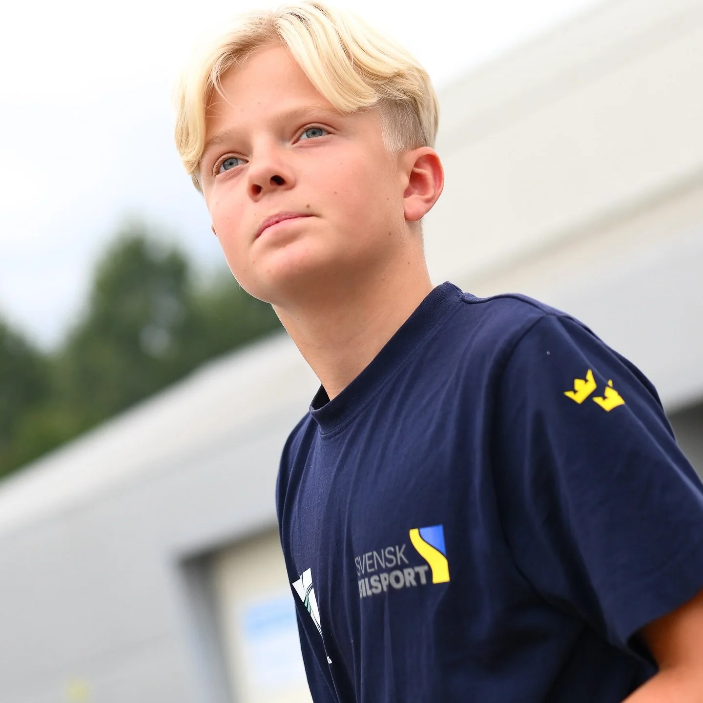 Denna helg &auml;r speciell p&aring; m&aring;nga s&auml;tt ✨
Det &auml;r final i FIA Academy Trophy, d&auml;r jag haft n&ouml;jet och &auml;ran att representera Sverige b&aring;de 2024 och 2025. Jag &auml;r oerh&ouml;rt stolt &ouml;ver f&ouml;rtroend