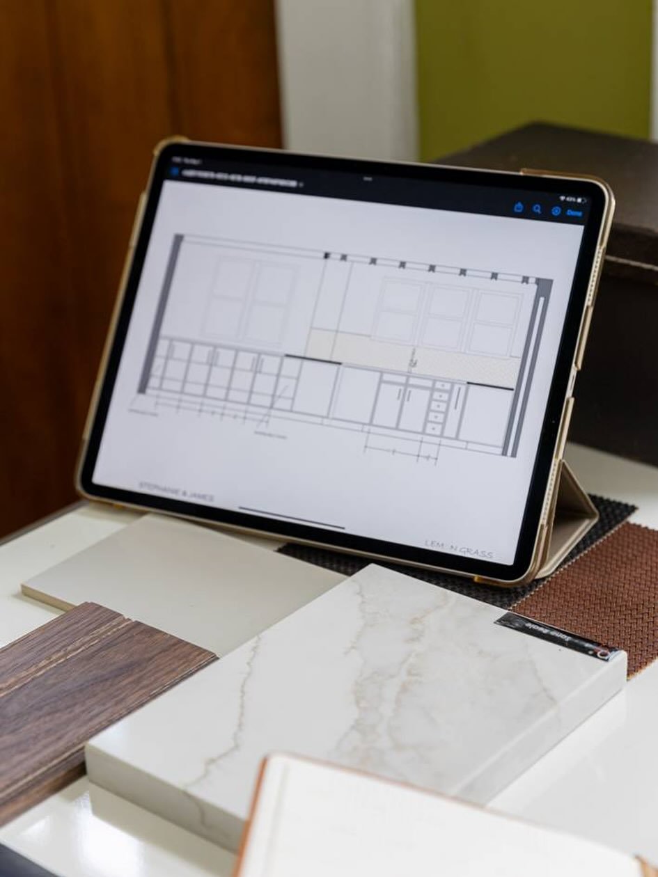 The beginning of a kitchen design&hellip; for their cabinets my clients decided for a mix in material and color: walnut plus gray. Quartz counter tops &amp; faux, woven leather will build the backdrop for our accent colors (which we&rsquo;ll reveal i