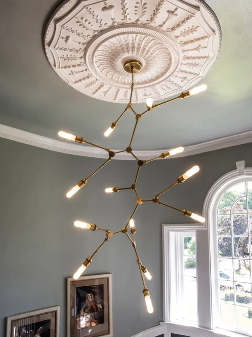 I posted about foyers last week, pointing out that we all like to make good impressions :) the light fixture in your foyer can help with that. When I step into an unfamiliar space I want to take in as much as possible. It don&rsquo;t think it just co
