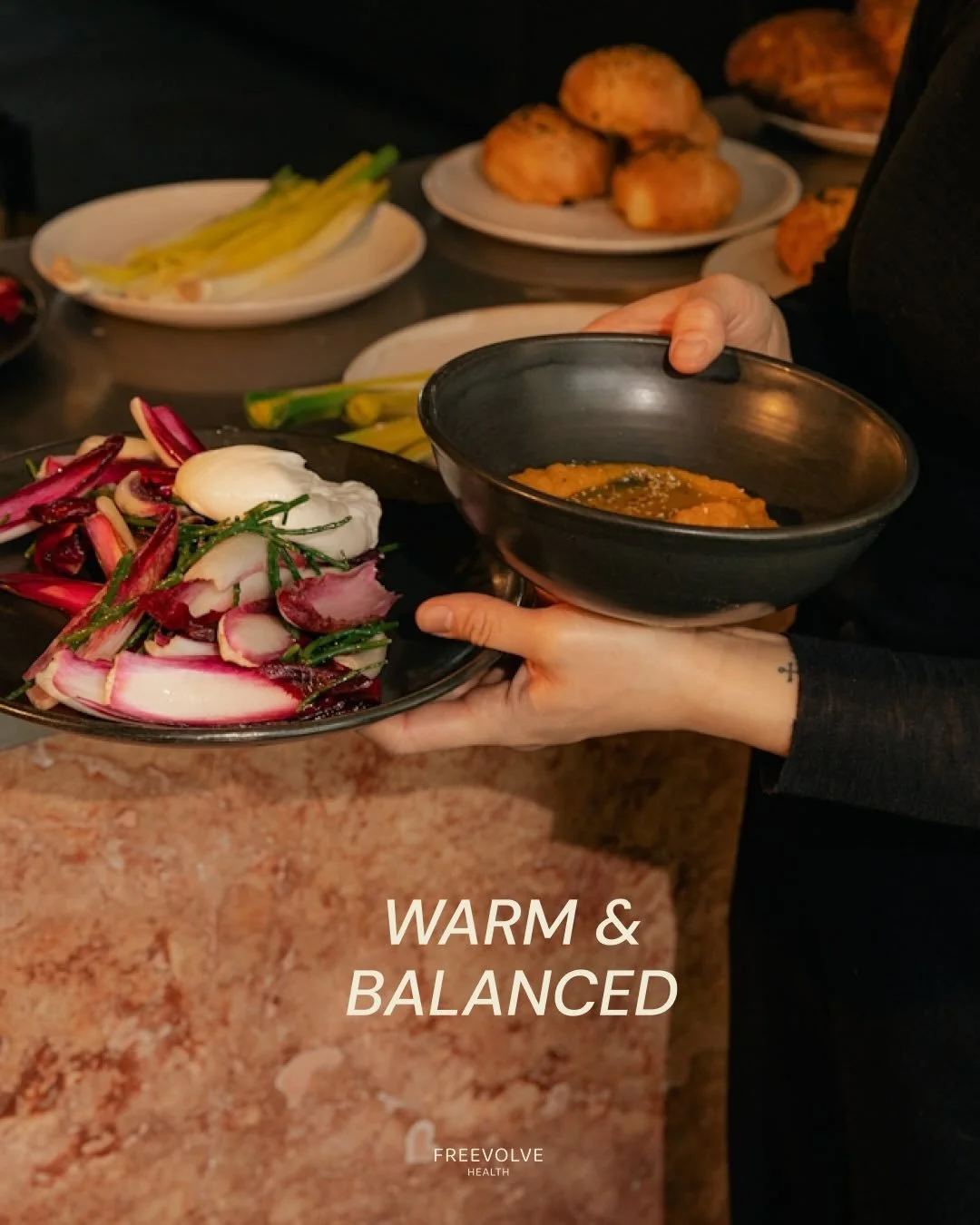 This menu works so well for a dinner party because it feels thoughtful without being overwhelming, for both guests and the host.&nbsp;
It creates a natural rhythm: the salmon tartare is light, fresh, and elegant, easing everyone into the evening and 