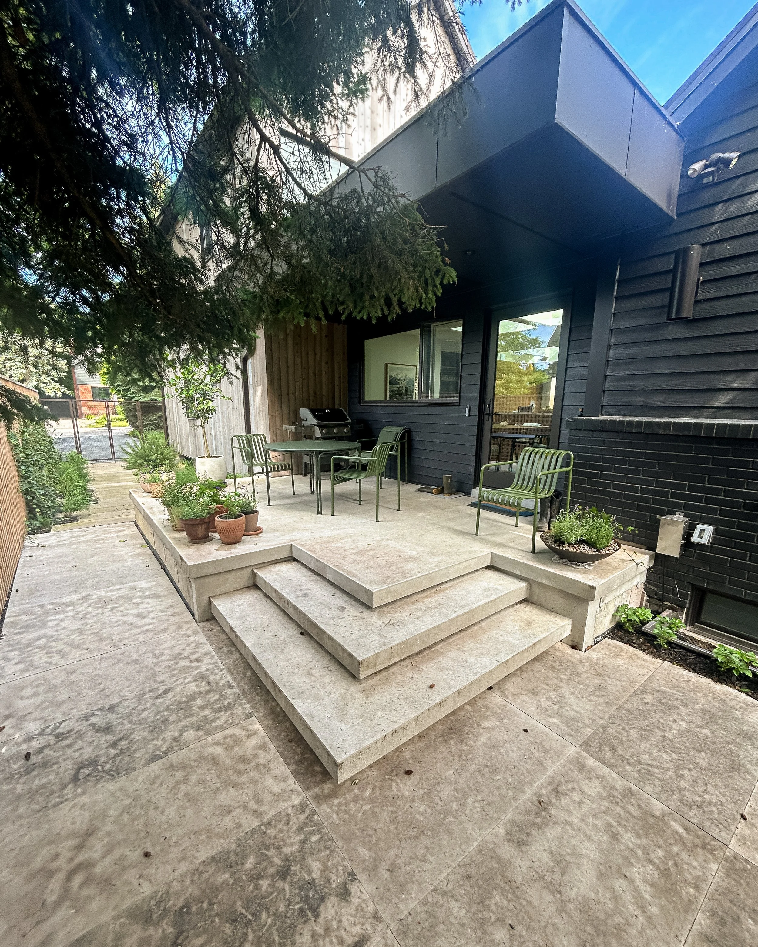 25 Birchcliffe Rd - 2.JPEG