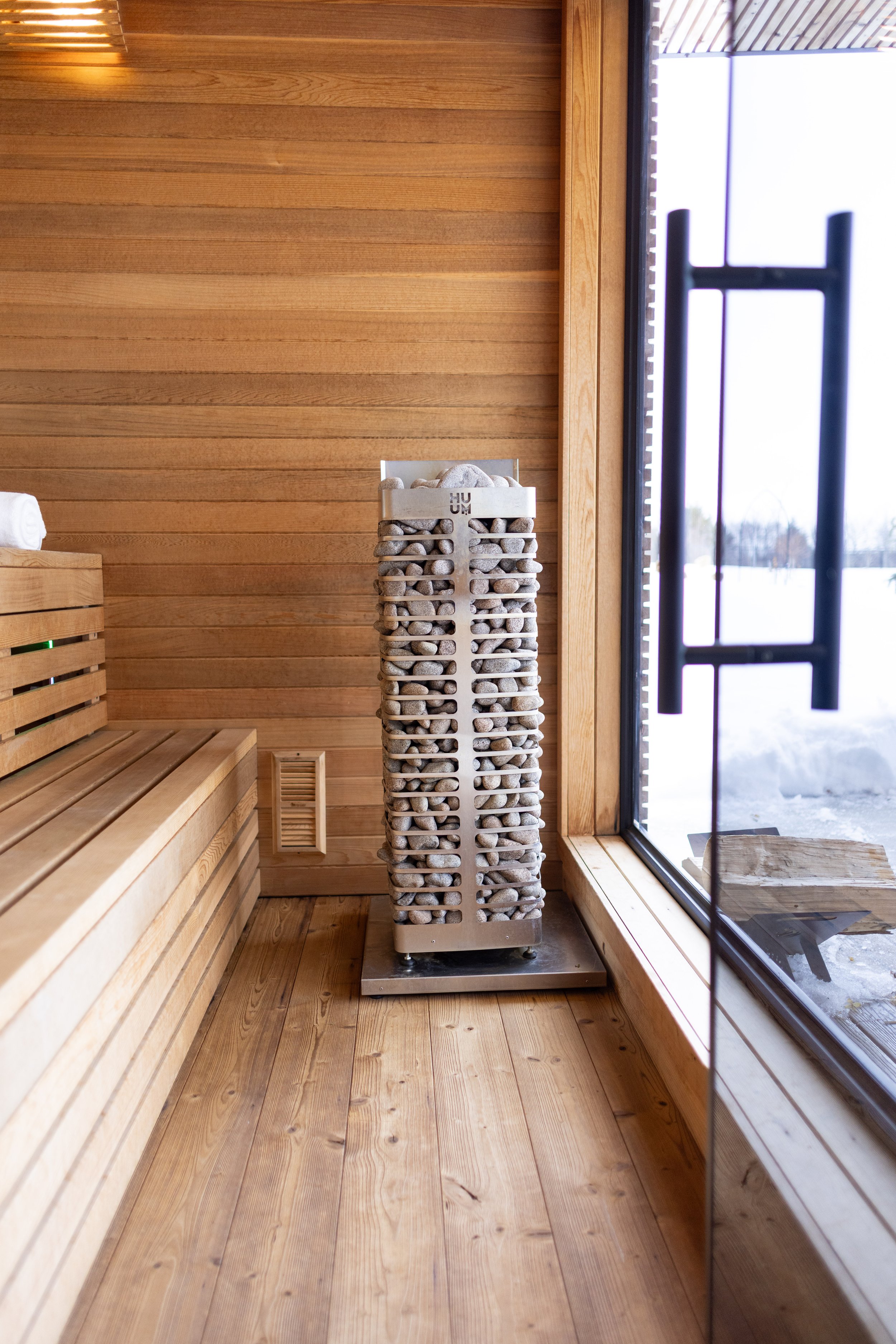 The Niche Brand Advantage: What Renovation Firms Can Learn From Ritual, Not Product Positioning
