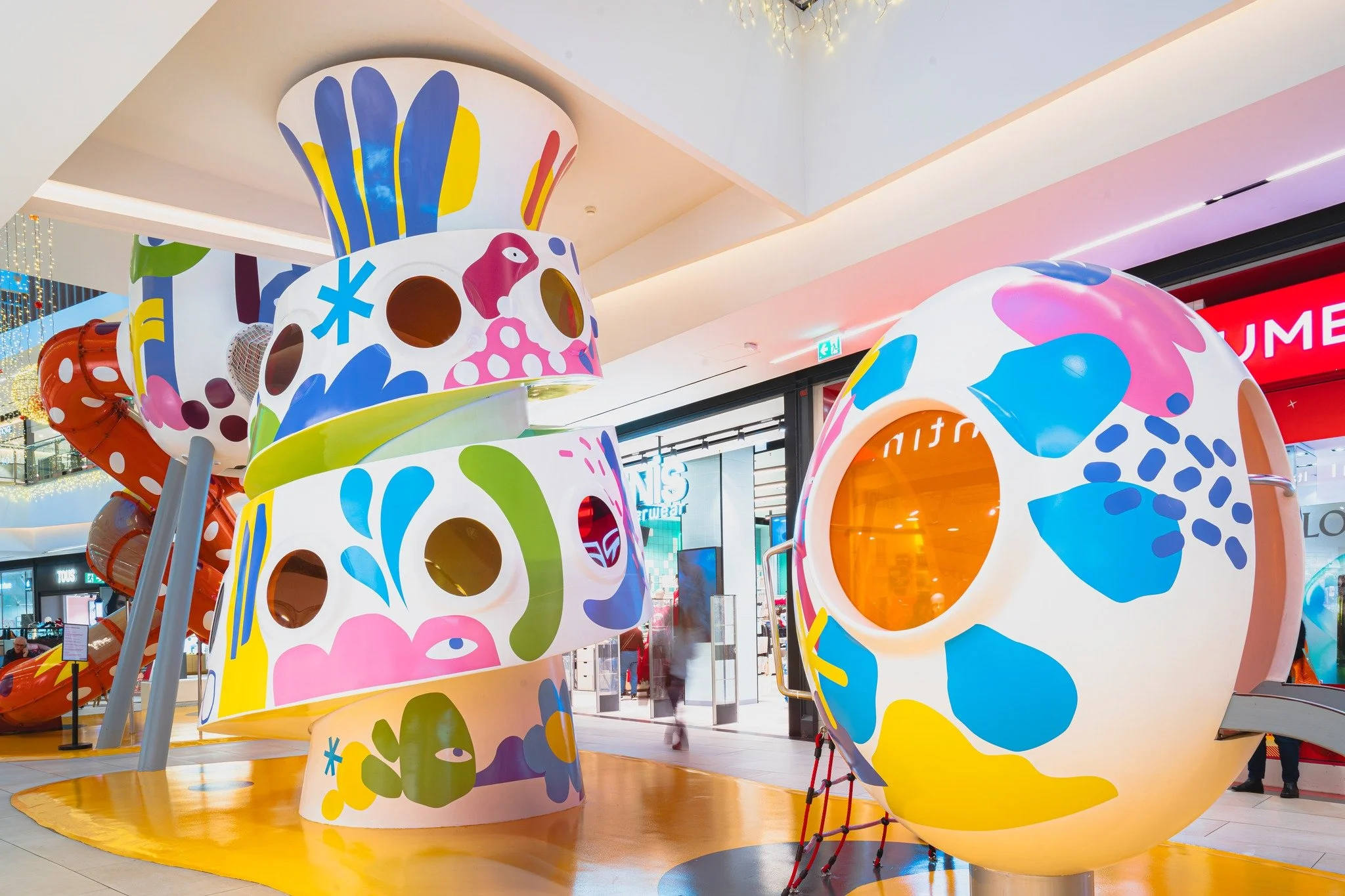 No final de 2025 conclu&iacute;mos um projeto muito especial no Alegro Alfragide, que hoje recordamos com particular carinho. 🌸

Fomos desafiados pelo Alegro Alfragide @ccalegro a repensar o parque infantil interior e a transform&aacute;-lo num espa