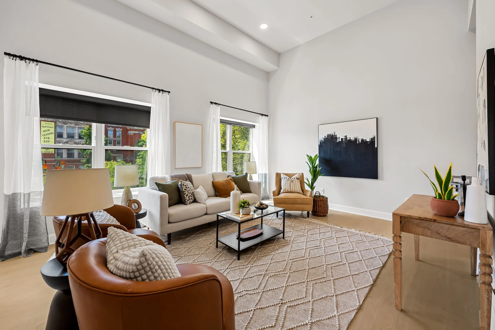 2-web-or-mls-600 N Howard St 304 2_.jpg