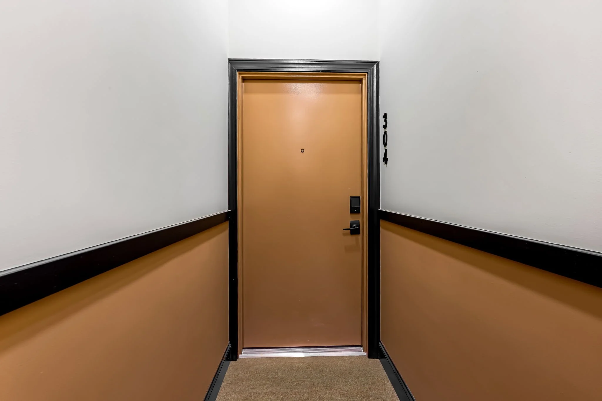 21-web-or-mls-600 N Howard St 100_.jpg