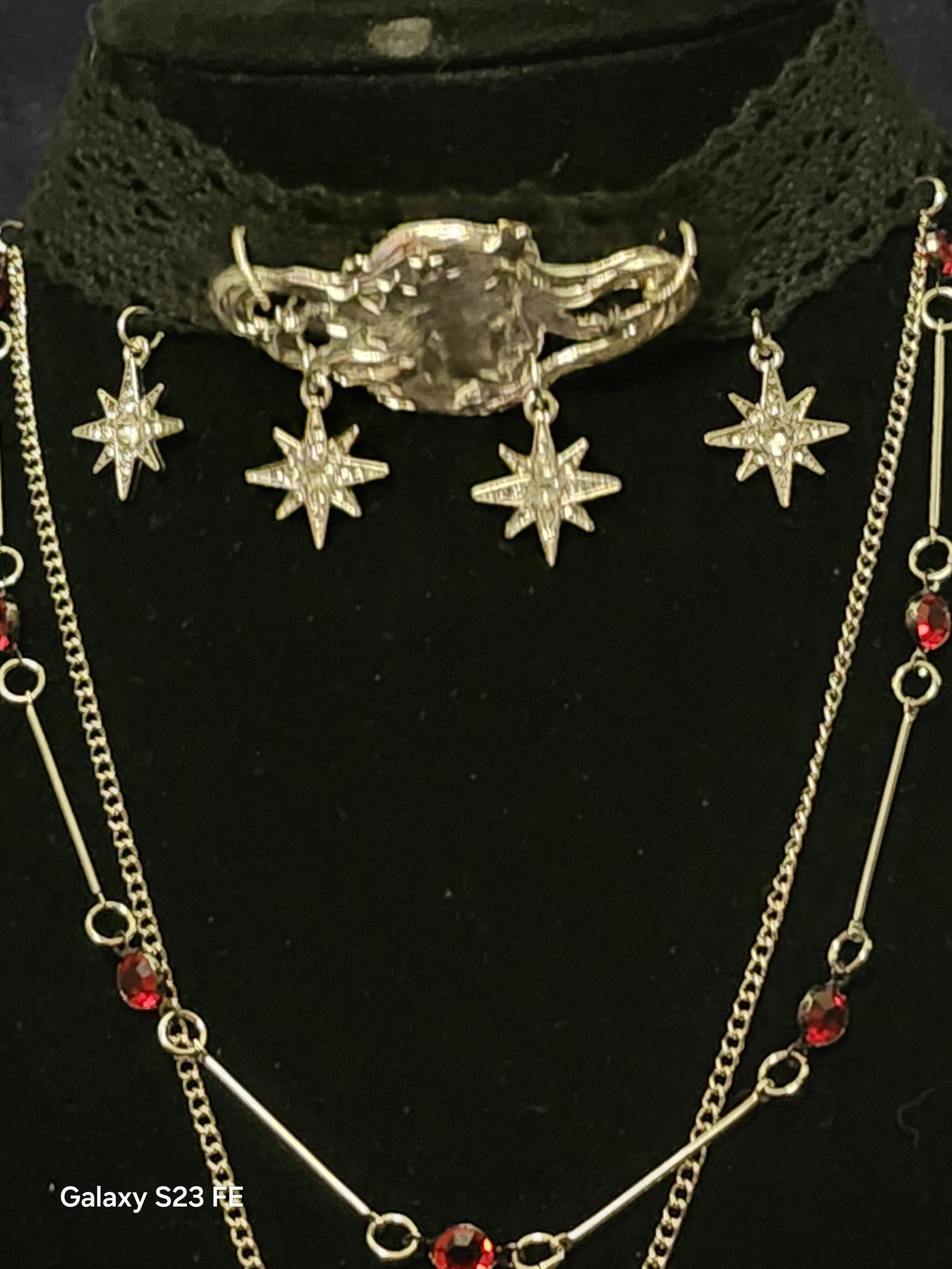 Lady of the Stars Choker Close.jpg