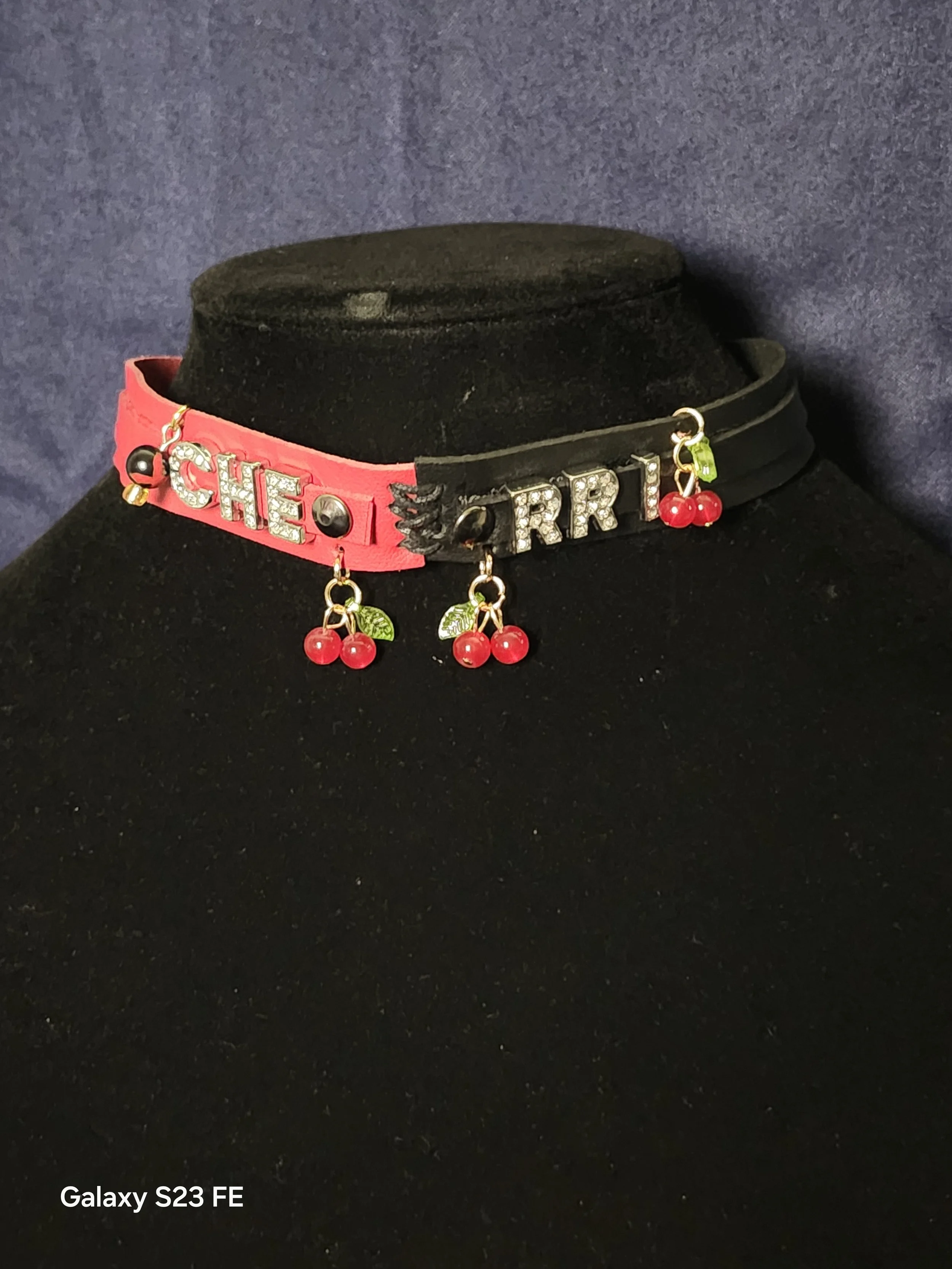 HH Cherri Bomb Choker Close.jpg