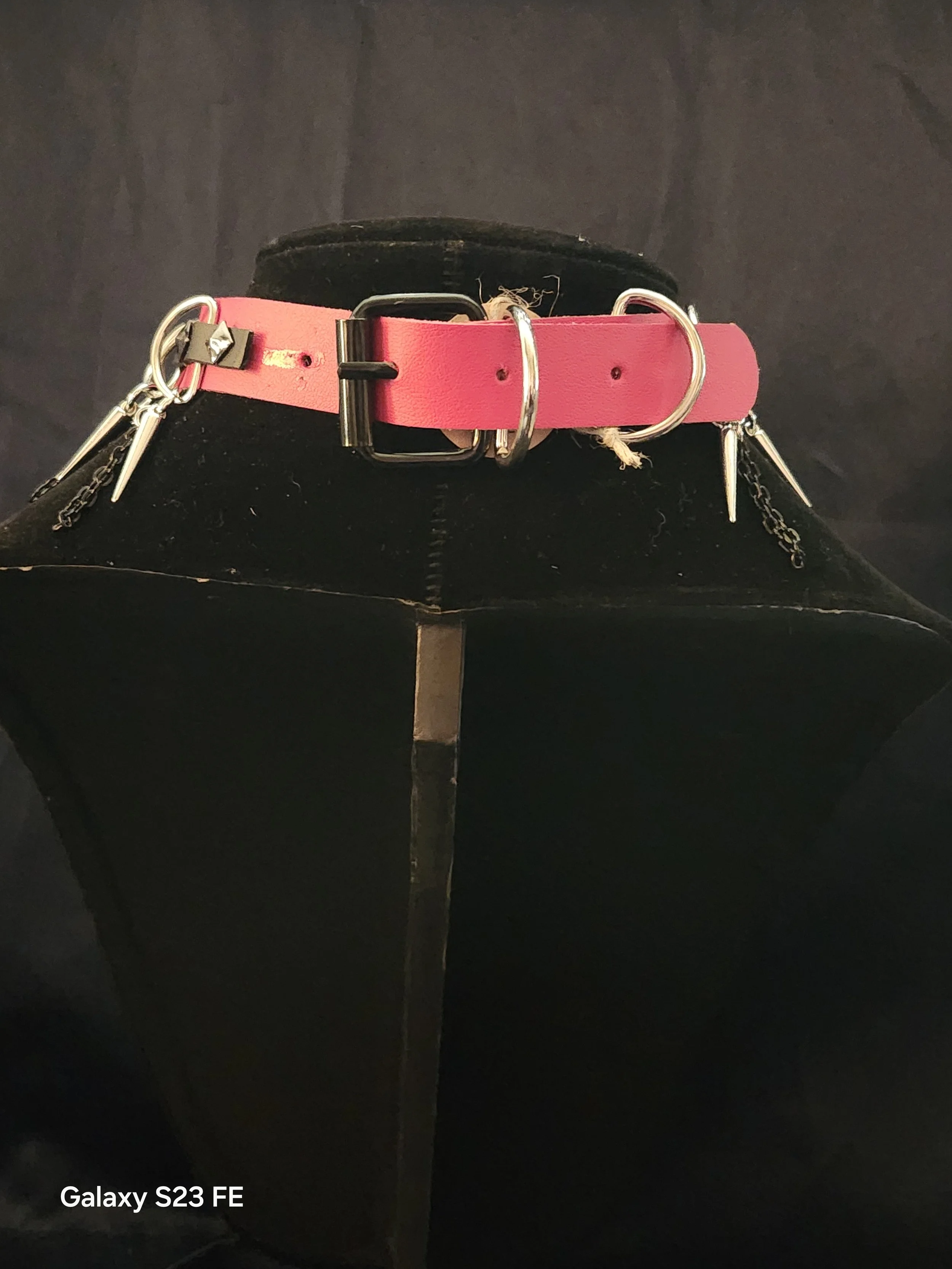 Y2K Hearts Heavy Choker Back.jpg