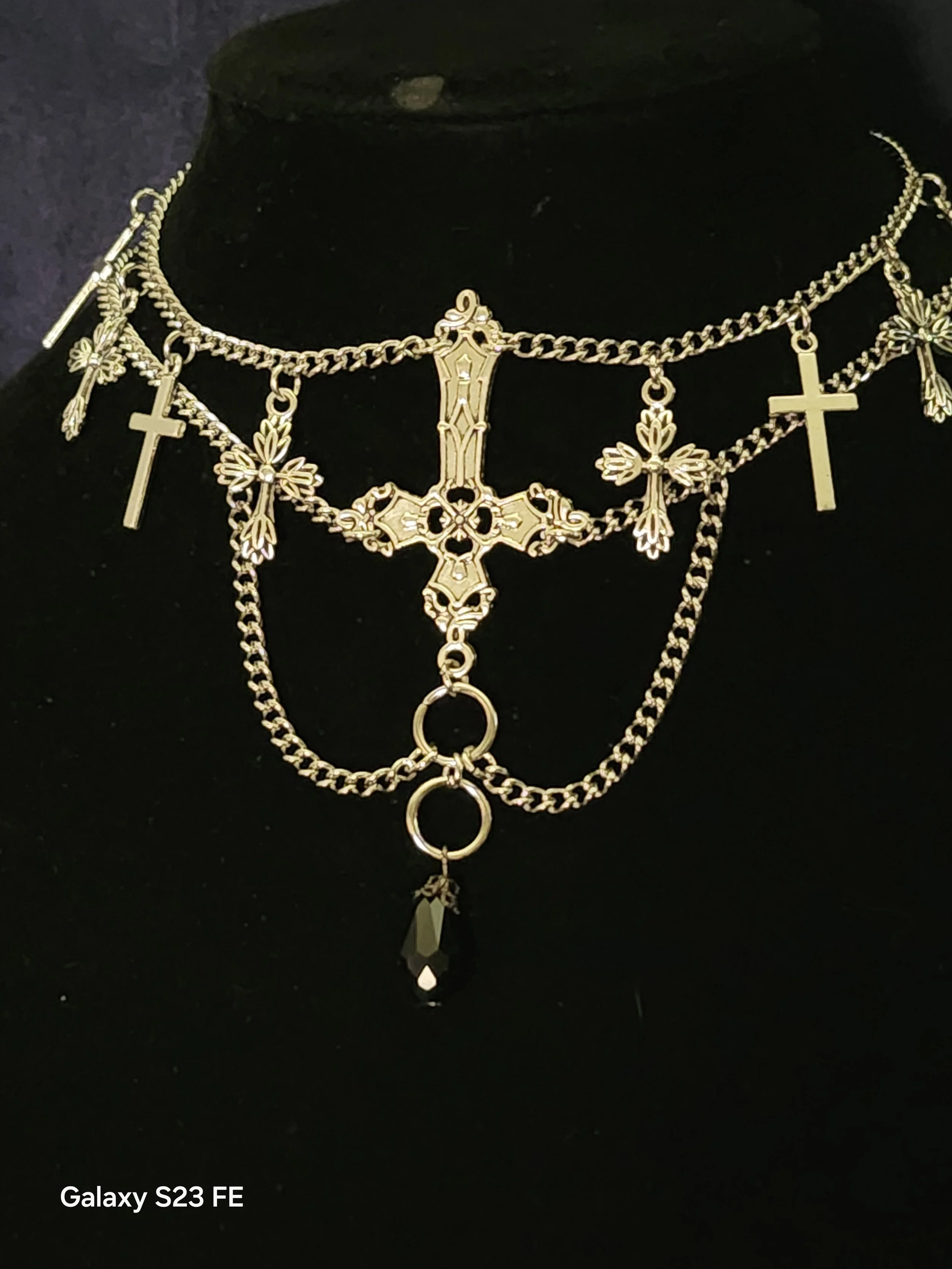 Criss Cross Choker Close.jpg