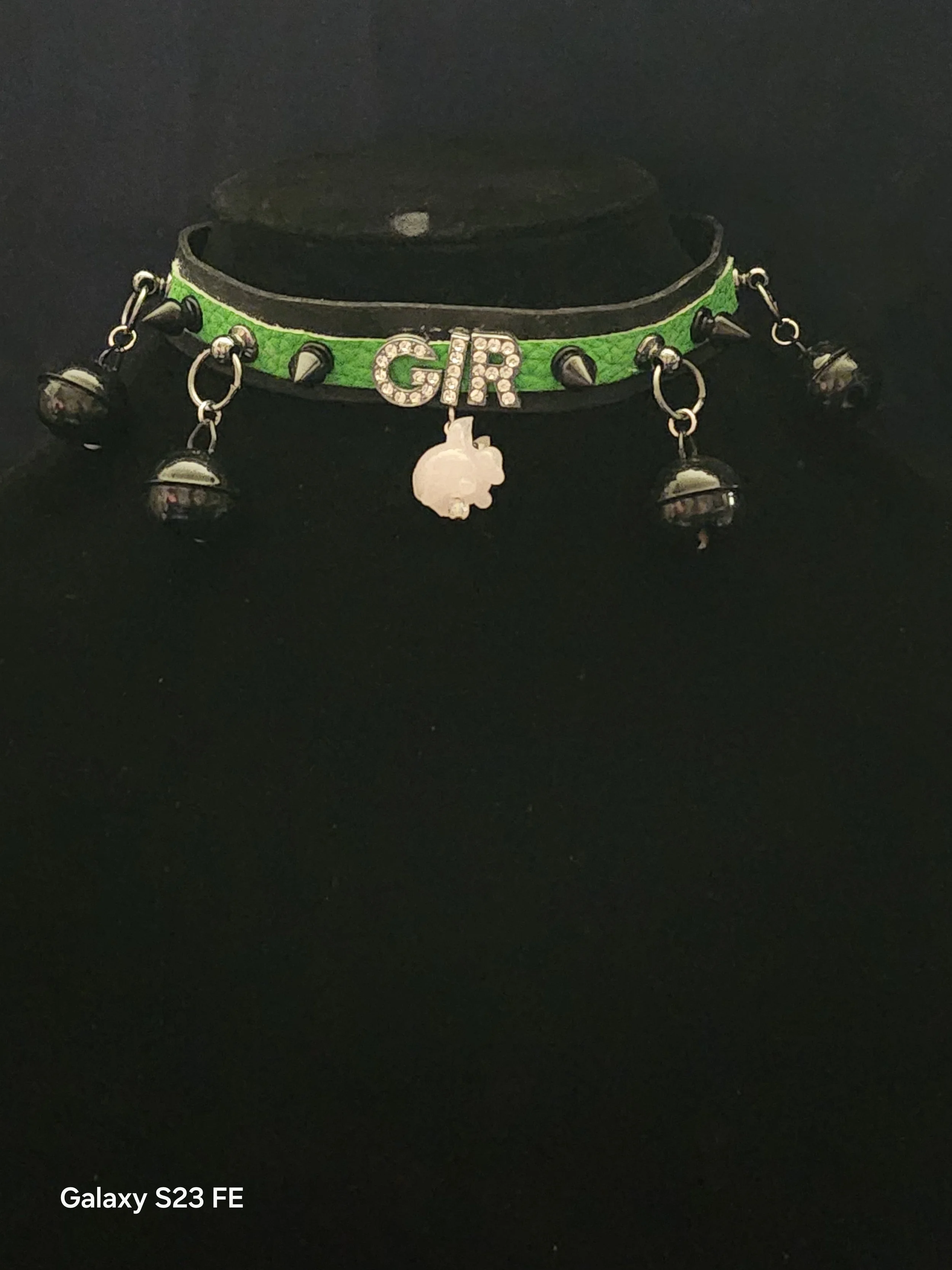 Gir Choker Close.jpg