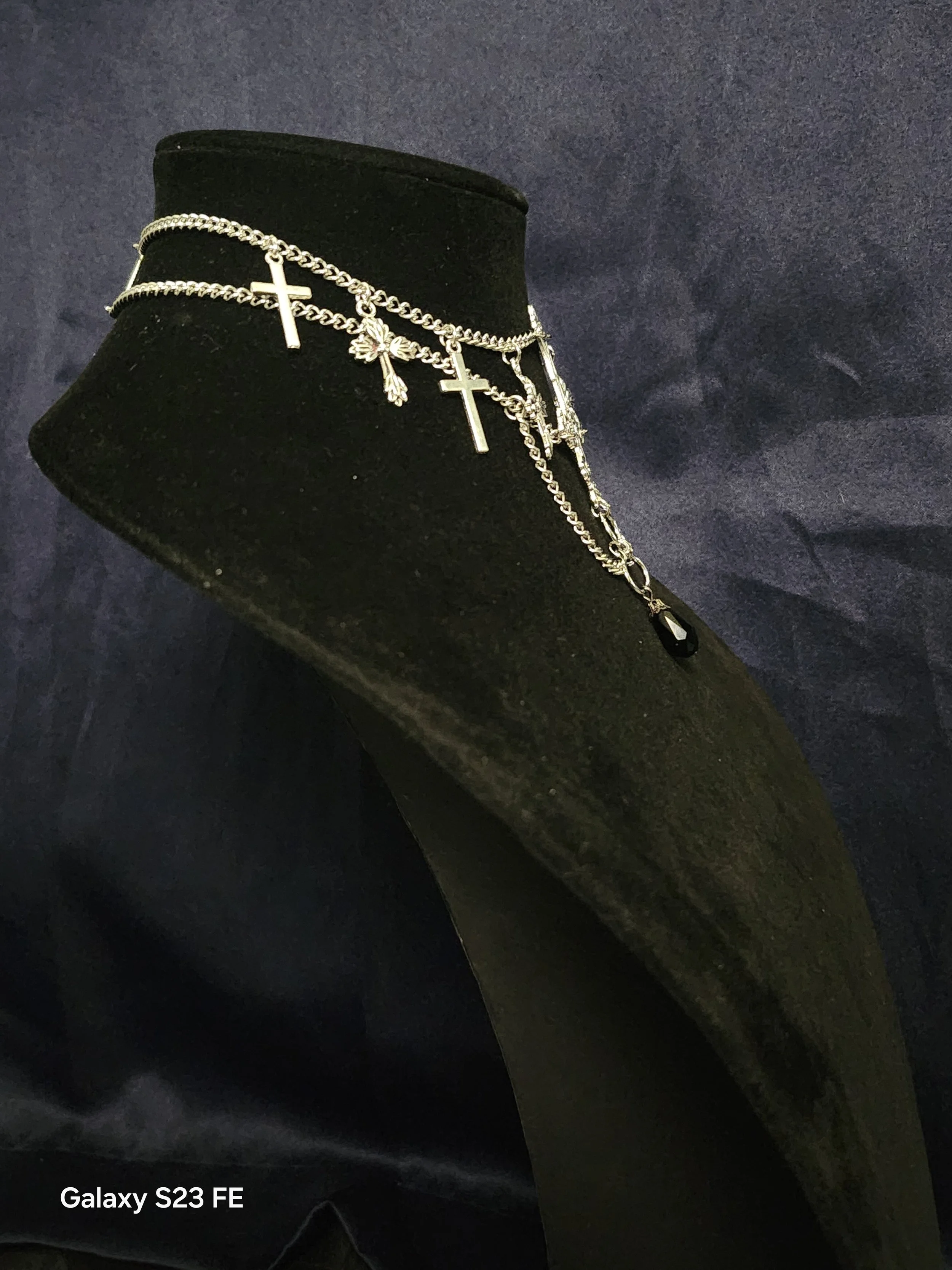 Criss Cross Choker Right.jpg