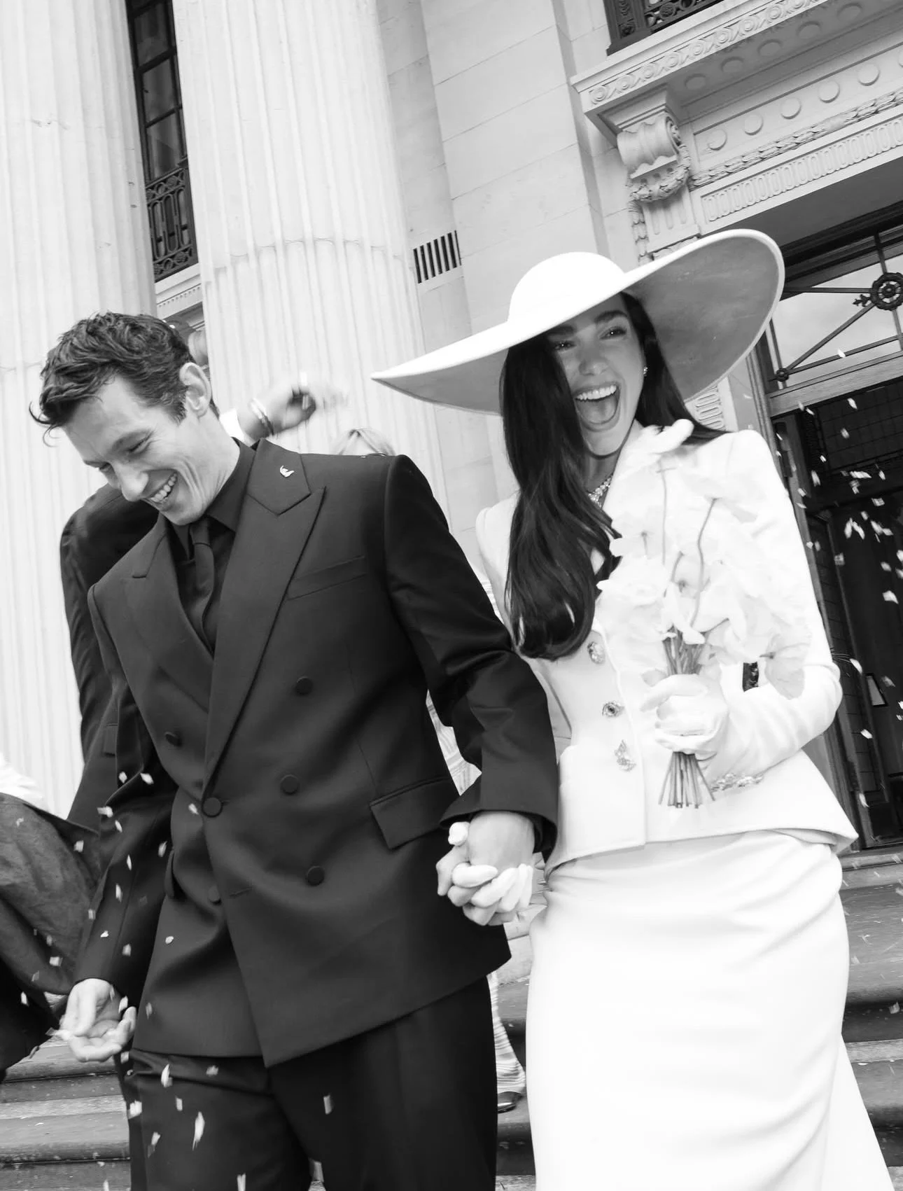 The wedding we all have our eyes on 👀 @dualipa and Callum Turner kicked off their wedding celebrations at the end of May with a chic civil ceremony 🤍 and if there was ever a sign that intimate, fashion-forward weddings are having a moment, this is 