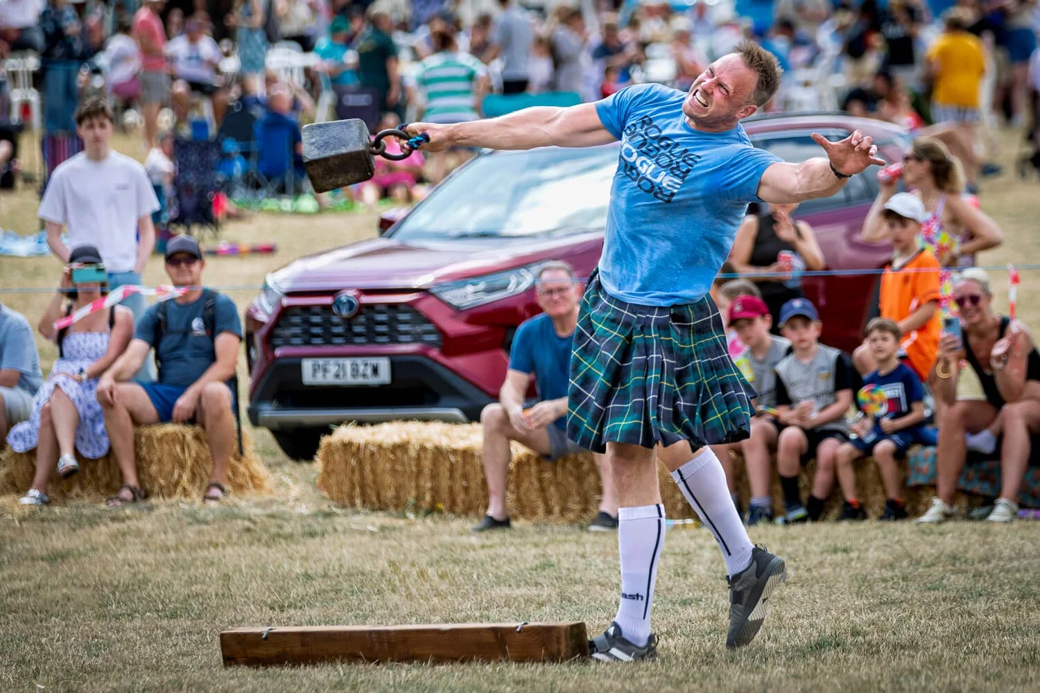 Harpenden Highland Gathering-Stone Putt 2-Mike Dick Photography.jpg