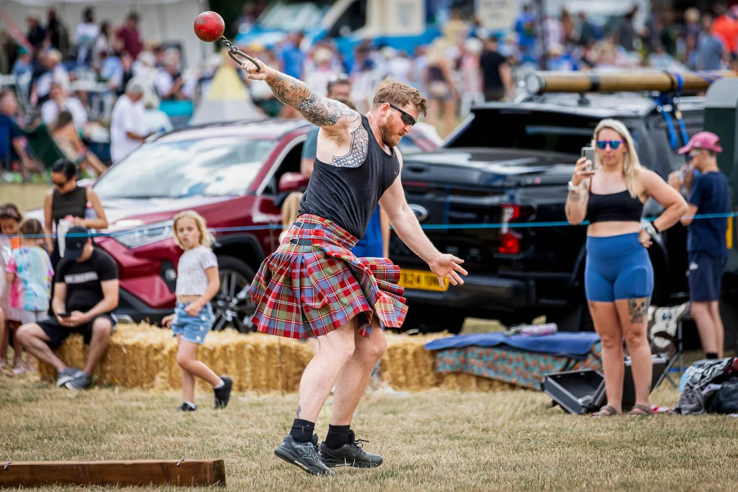 Harpenden Highland Gathering-Weight for distance 3-Mike Dick Photography.jpg