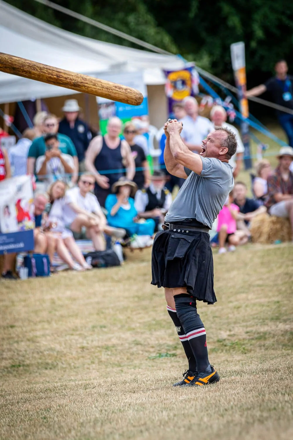 Harpenden Highland Gathering-Caber toss-Mike Dick Photography.jpg