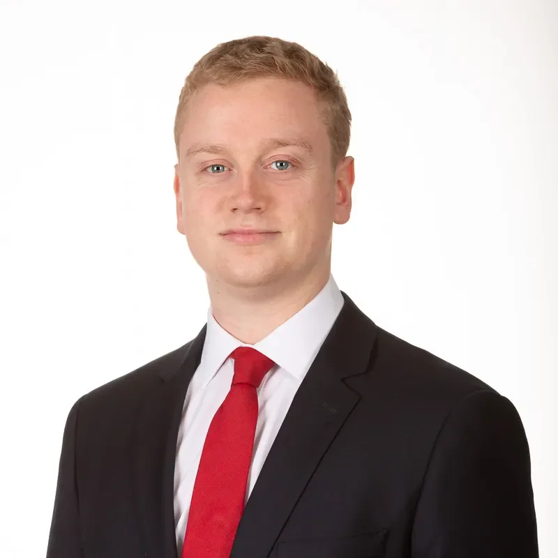 Corporate portrait and LinkedIn headshot of Callum Neil