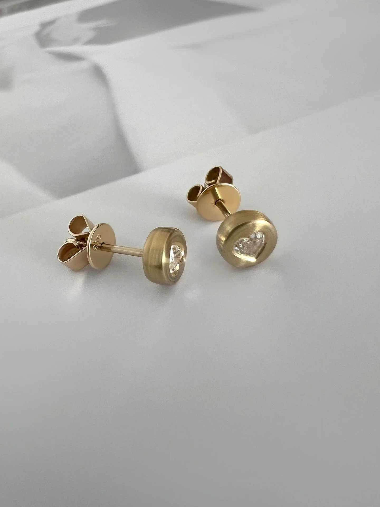 For anyone who&rsquo;s ever loved too much,
felt too deeply,
or cared more than they should &mdash;
these are for you. 🤍
.
.
.
#jewelleryforthesoul
#maisonlipowa 
#poeticluxury 
#modernnostalgia 
#quietluxuryjewelry 
#finejewelrydesign 
#wearyoursto