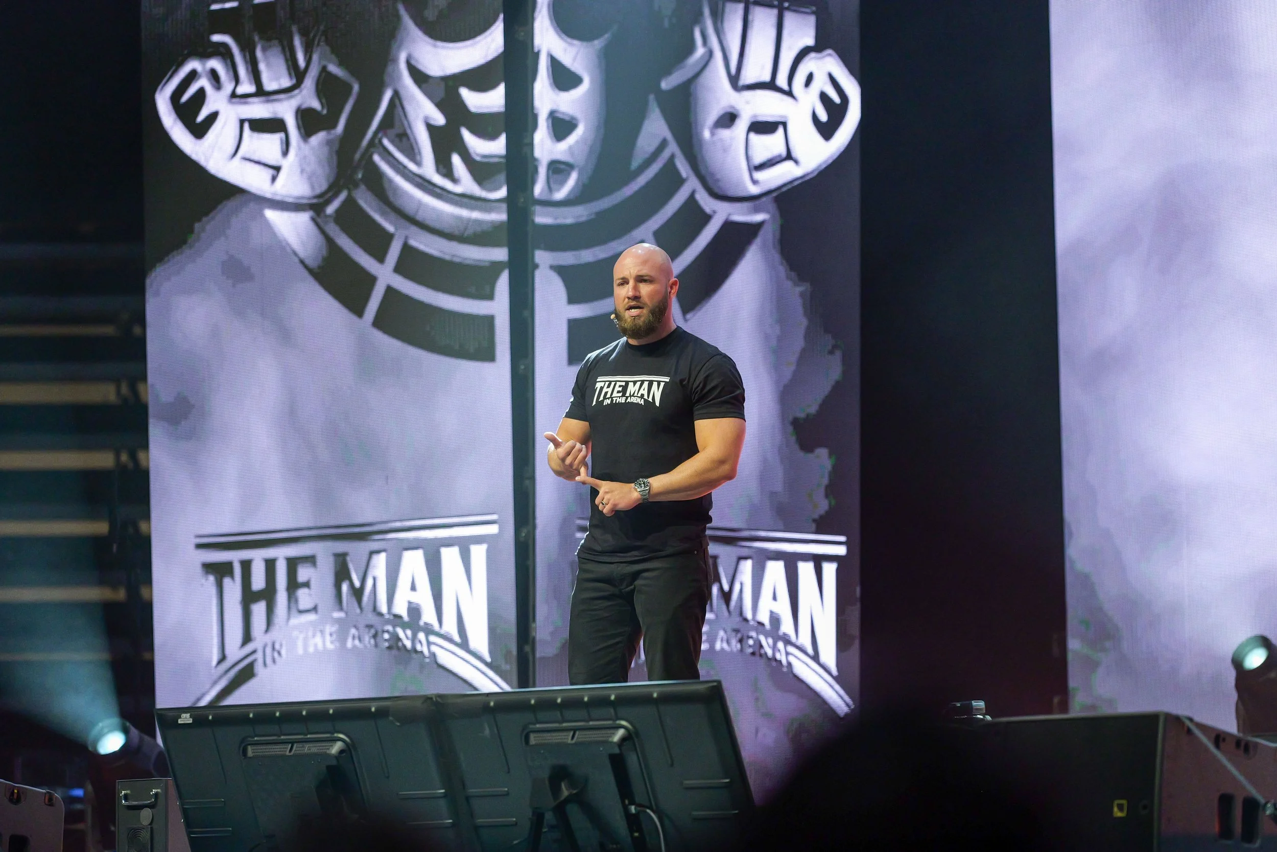 Unchained Leader founder, Mason Cain, speaks at the Man in the Arena Conference in Salt Lake City, Utah. Enticer Media photography Salt Lake City, Utah.