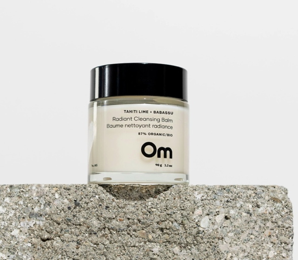 OM ORGANICS Tahiti Lime & Babassu Radiant Cleansing Balm