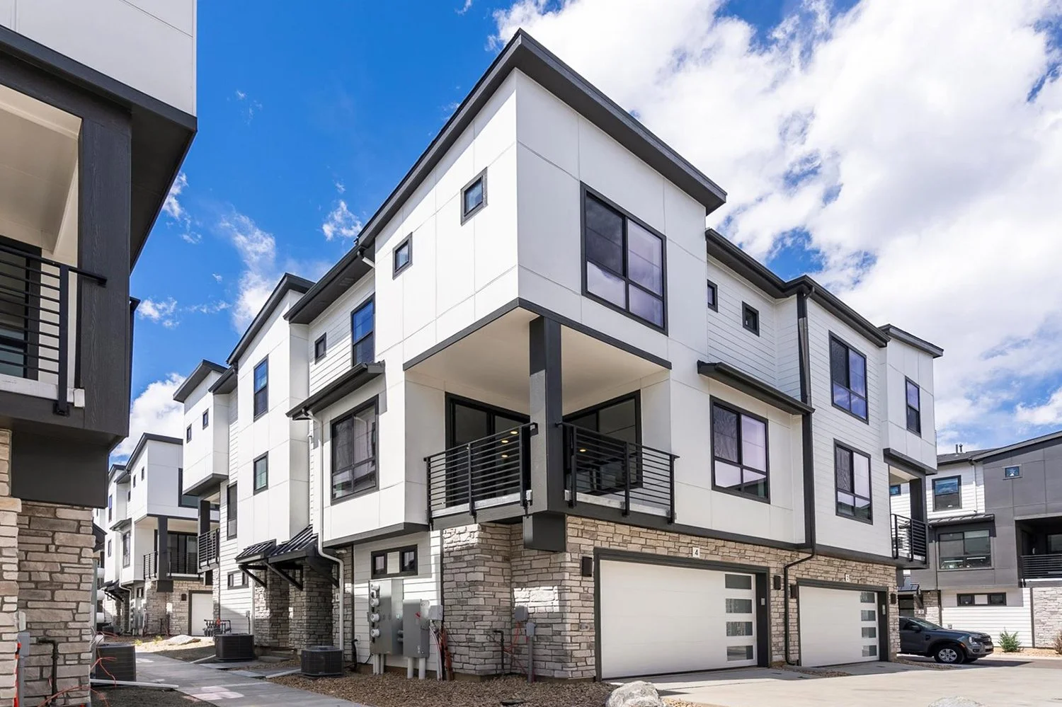 2054 South Holly St, Unit 3