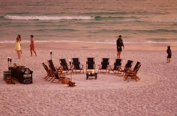Fire&rsquo;s up, sun&rsquo;s down&hellip;just waiting on you! 🔥🌅 #beachbonfire #30a #springbreak #bacheloretteparty #beachnights
