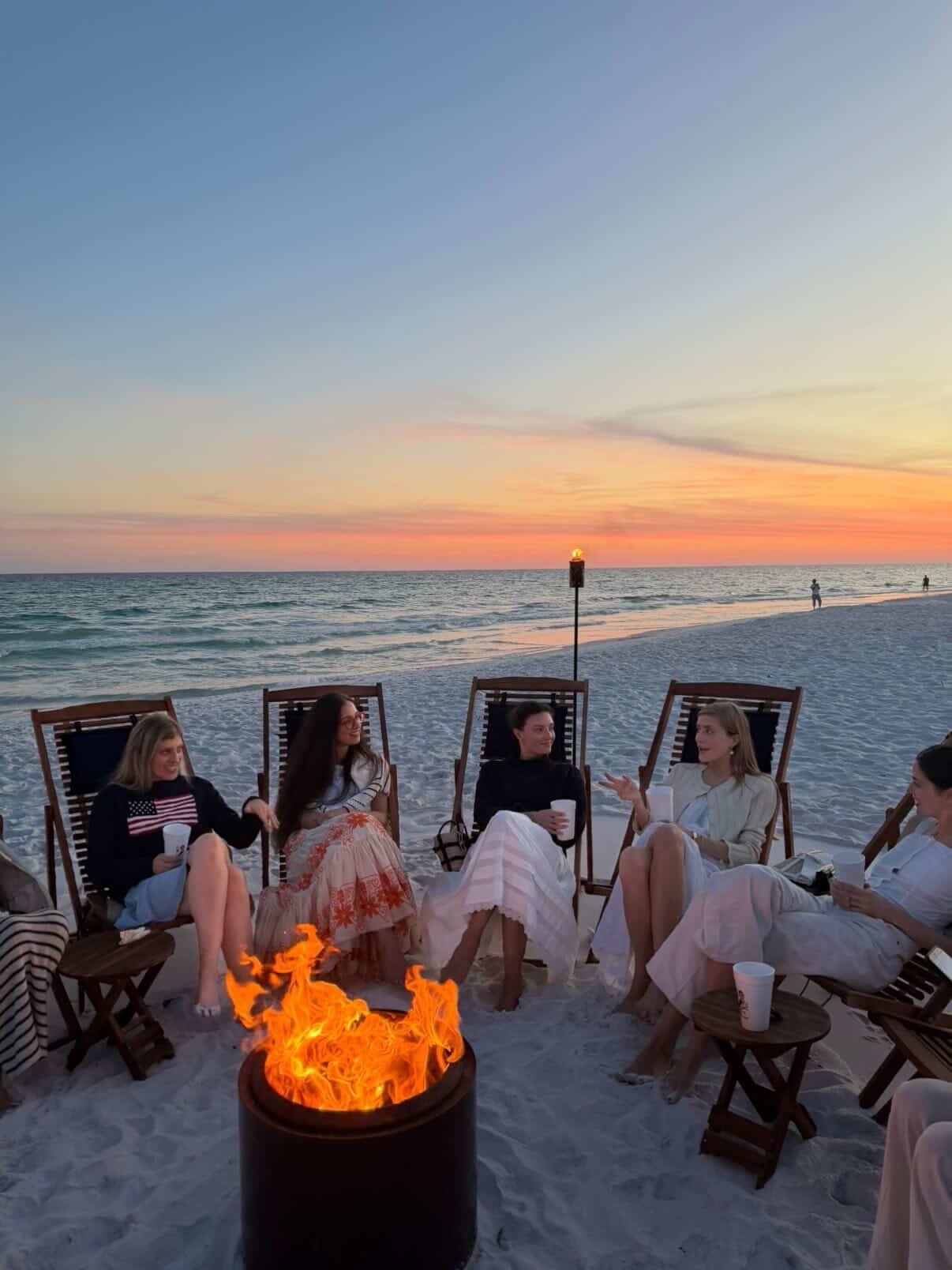 A beach bonfire at sunset, your girls, and pizza with a side of ranch 🍕 👌✨ #30abeachbonfire #bacheloretteparty #30abachelorette #sunset #beachbonfire